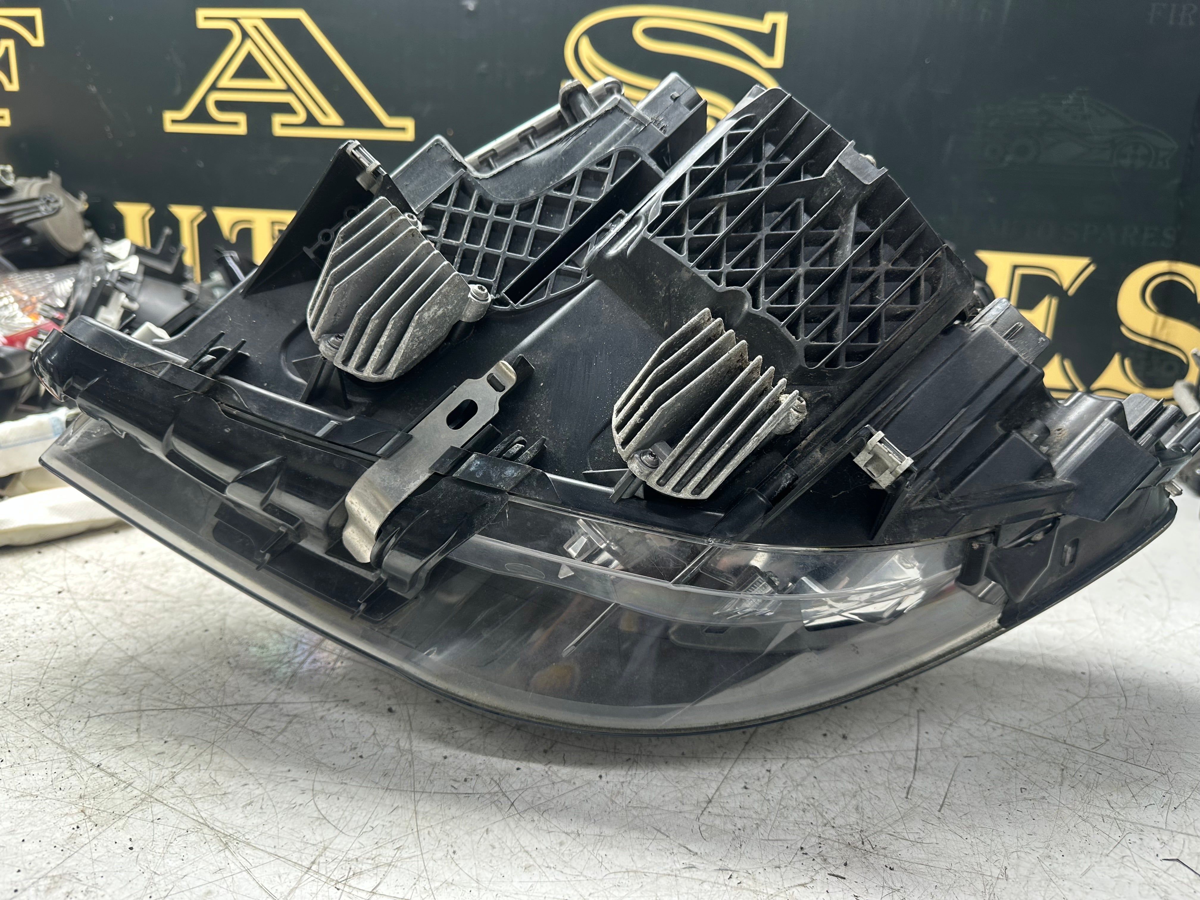 BMW 5 Series F10 Right Headlight 7317134 – 2010–2017