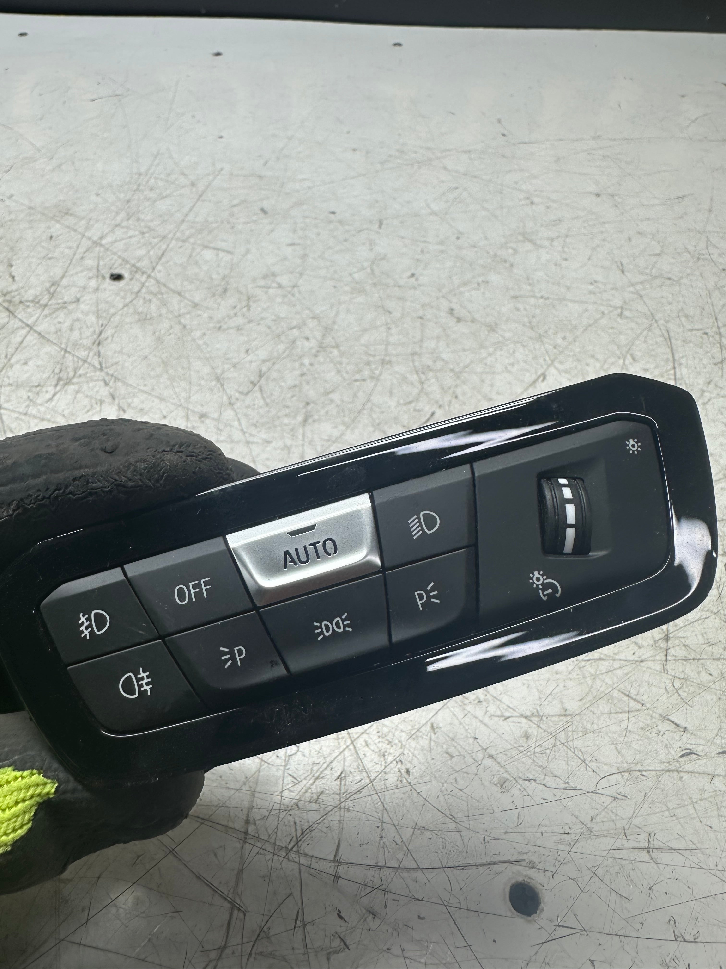 BMW 3 Series G20 Headlight Control Switch 5A16B20 – 2019–2025