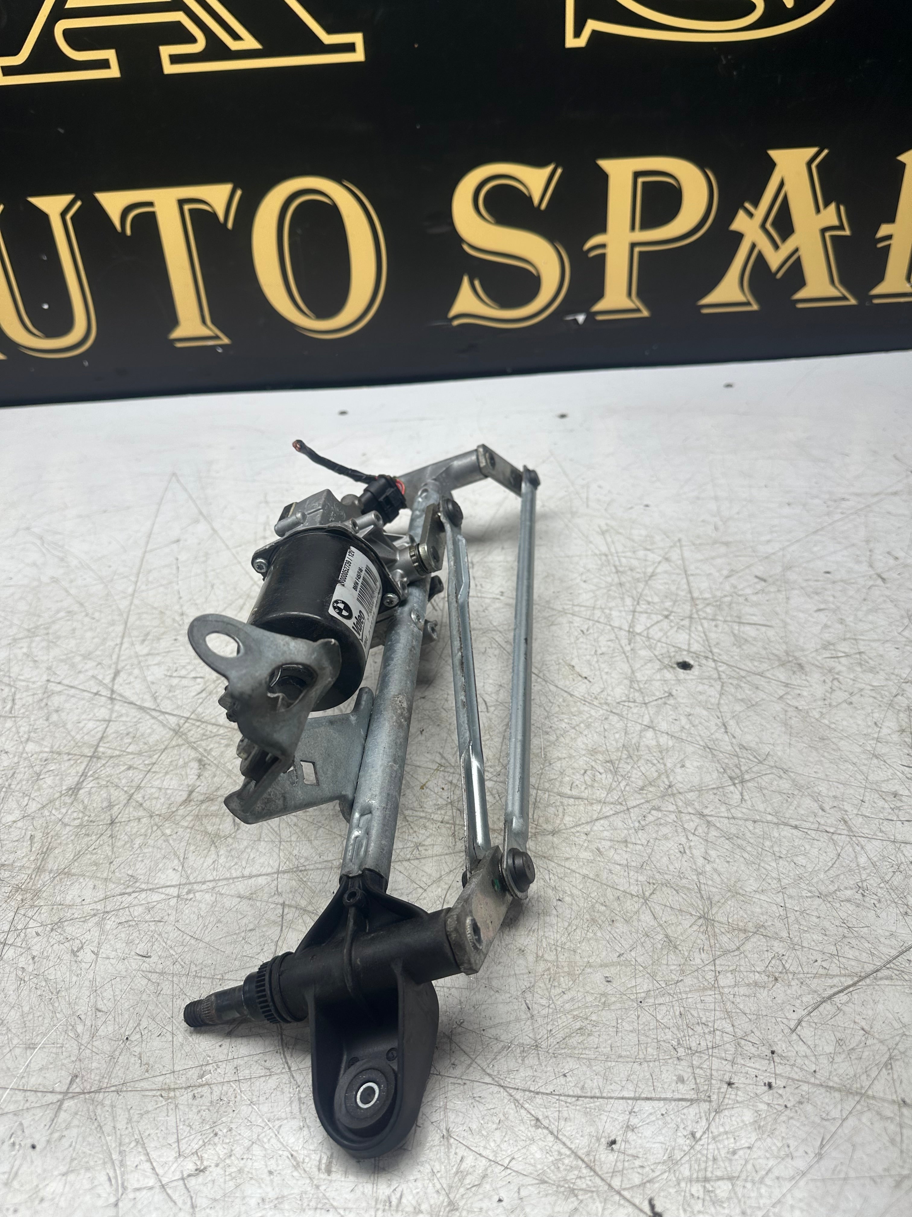 BMW 2 Series F45 / F46 Front Wiper Motor with Linkage 7301046 2014–2021