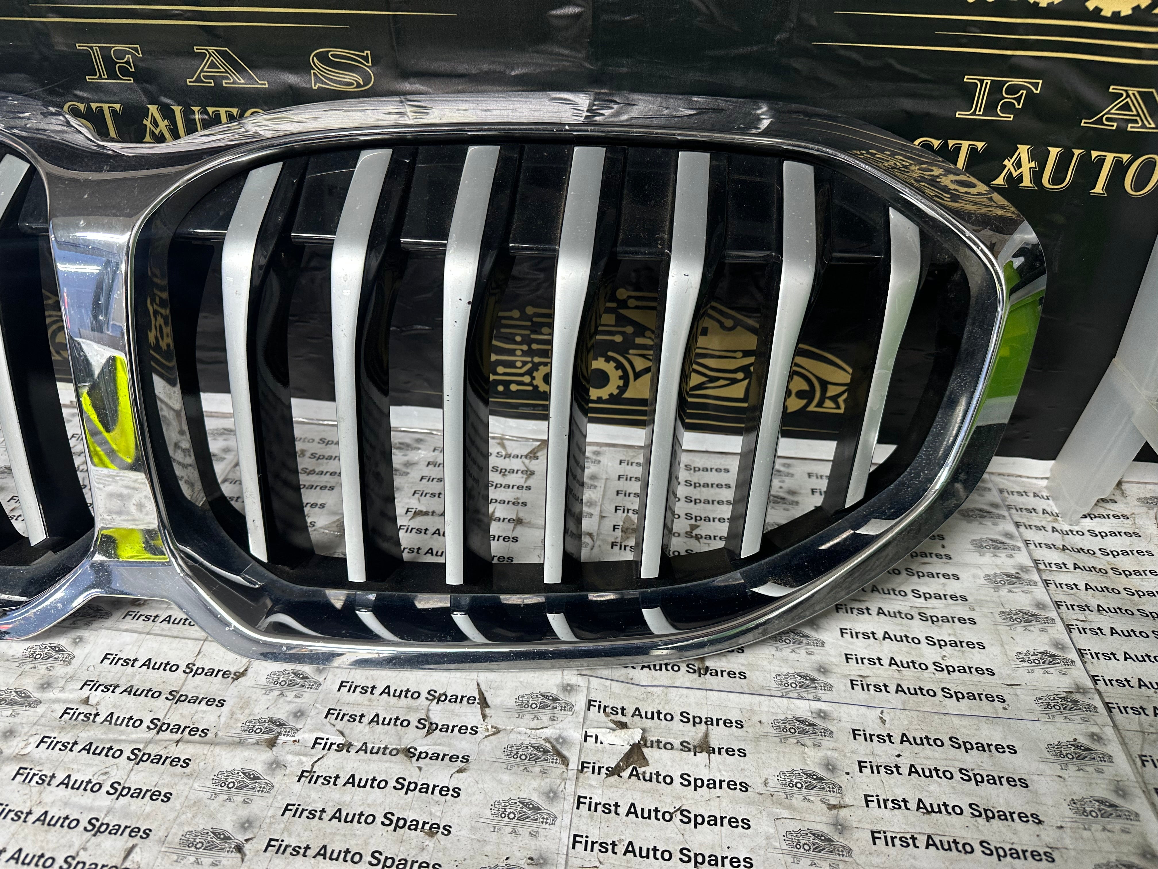 BMW 1 Series F40 Front Grille 2019-2023