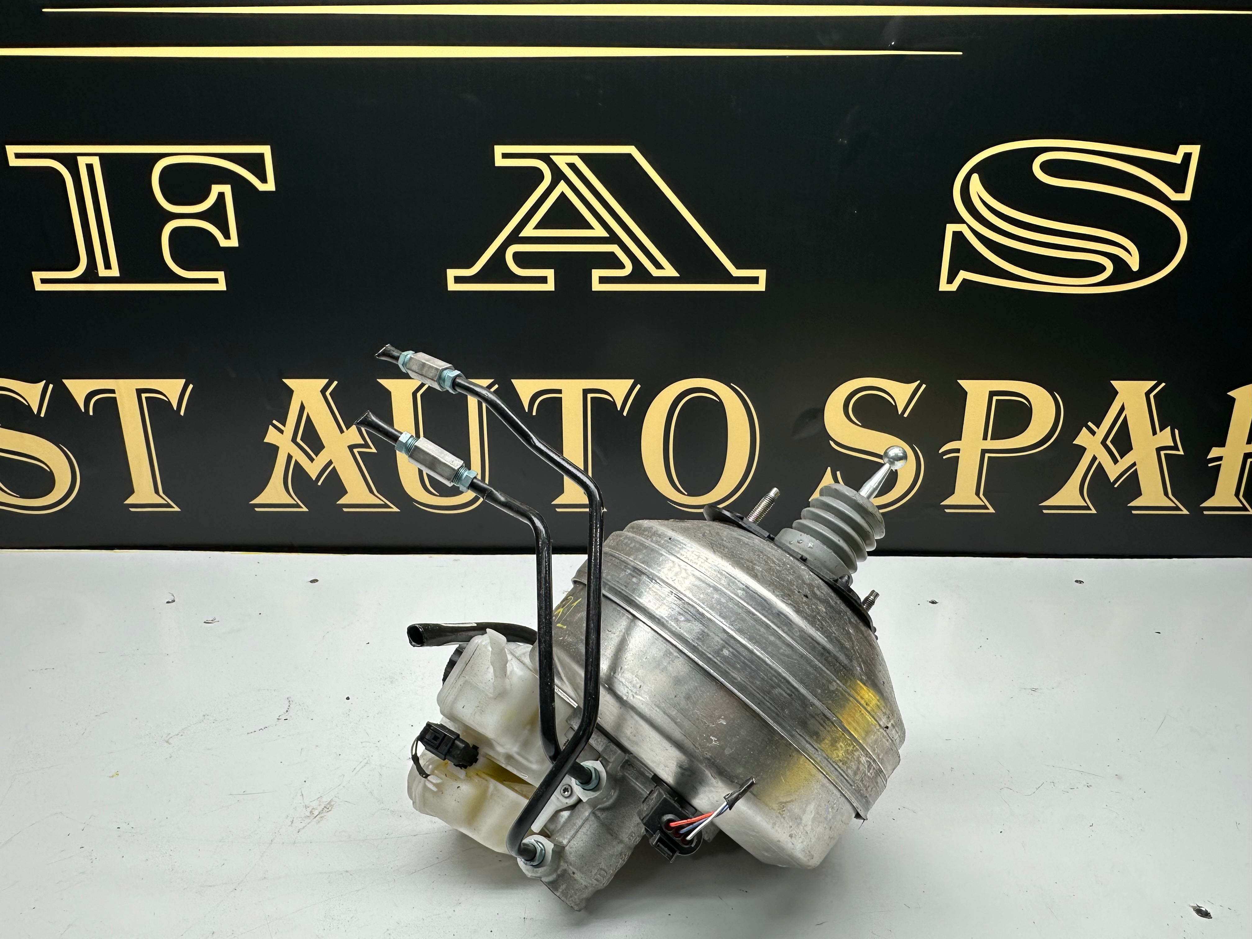 BMW 3 Series G20 G80 G28 330e Plug-In Hybrid Servo Brake (6879424) (0204J01143) Bosch