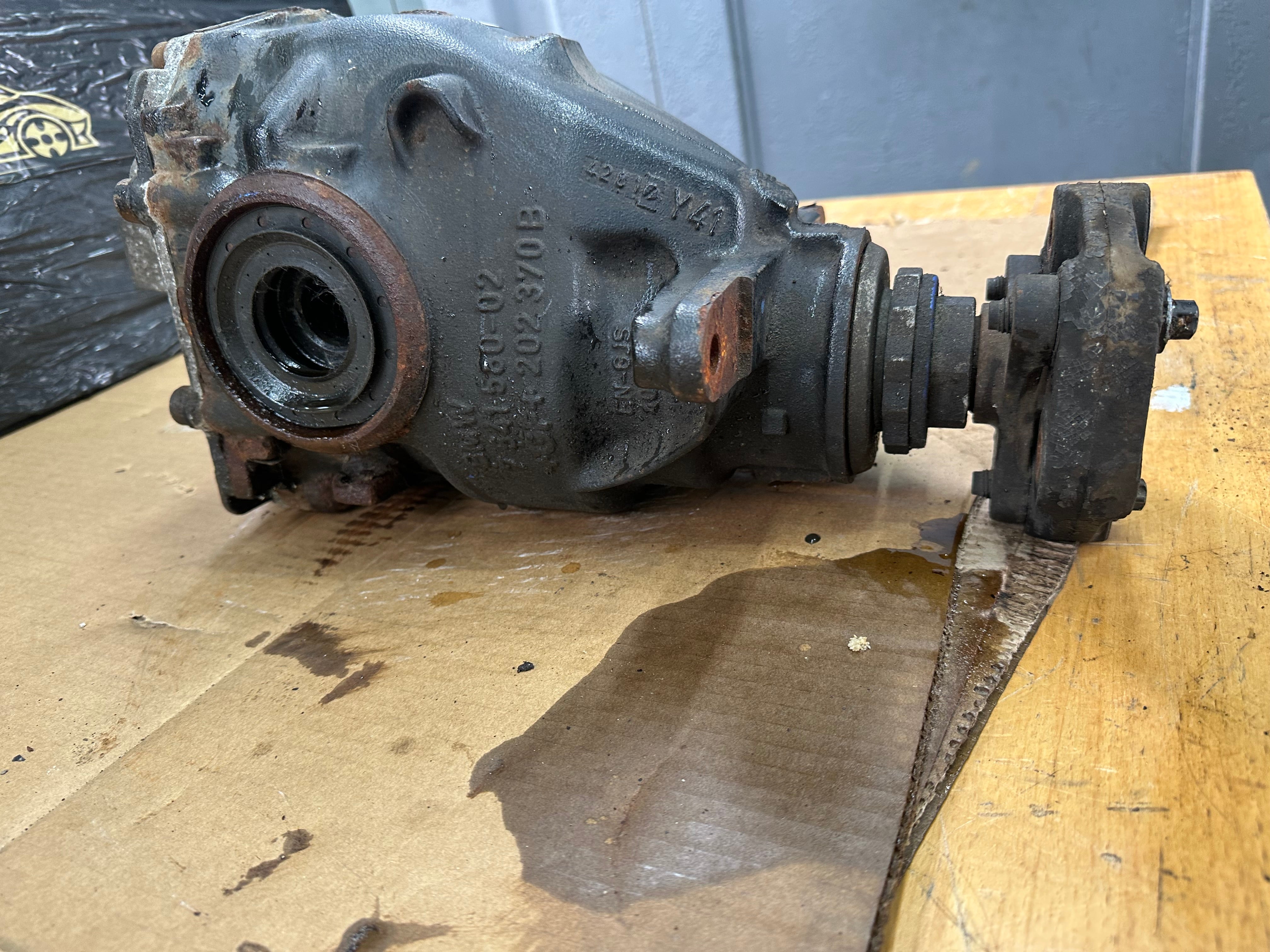 BMW 3 Series F30 F31 316D Rear Differential Diff Ratio 2:81 (7605589-02)