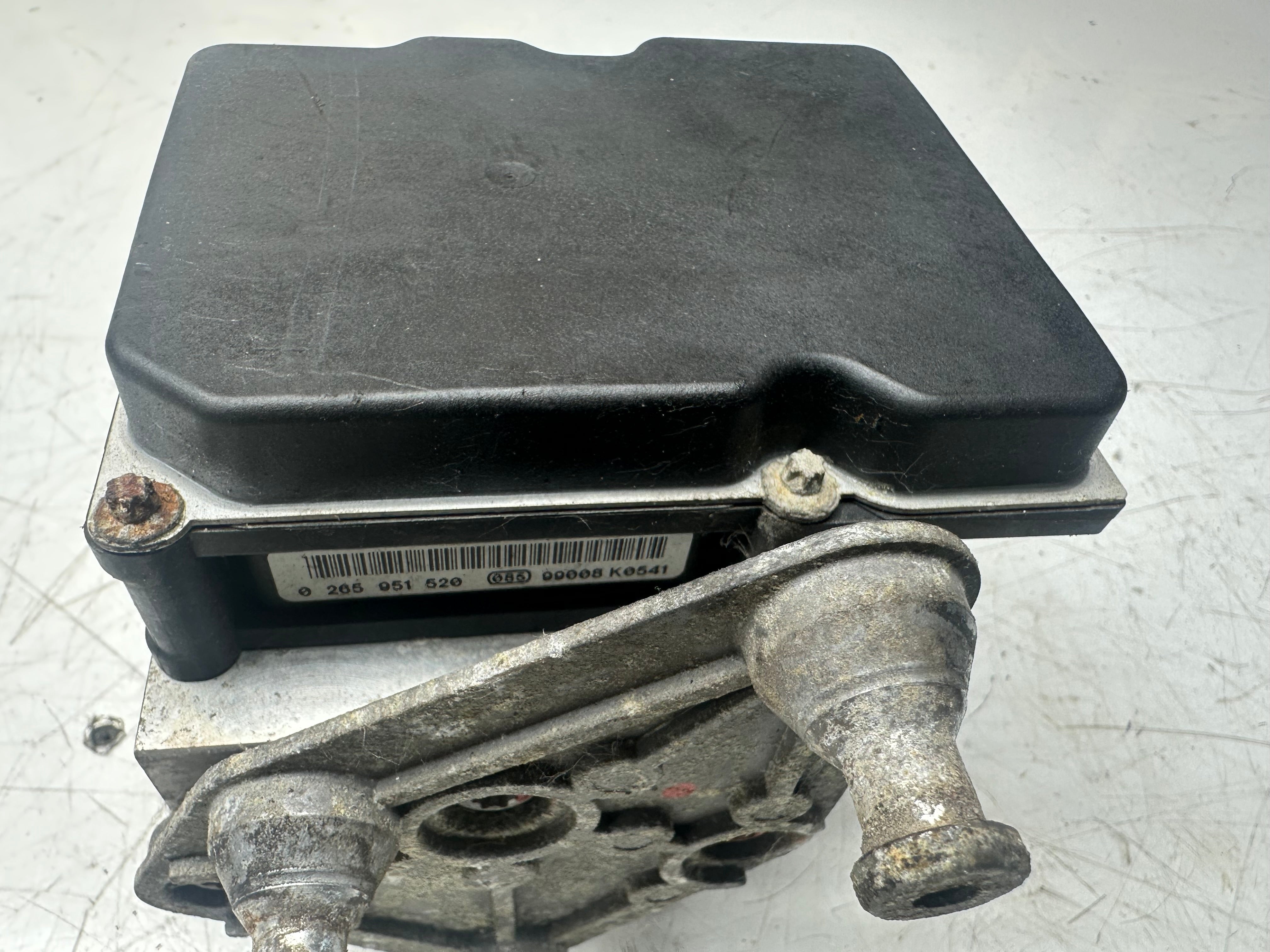 Mercedes Sprinter ABS Pump 2007-2012 (0265251365)