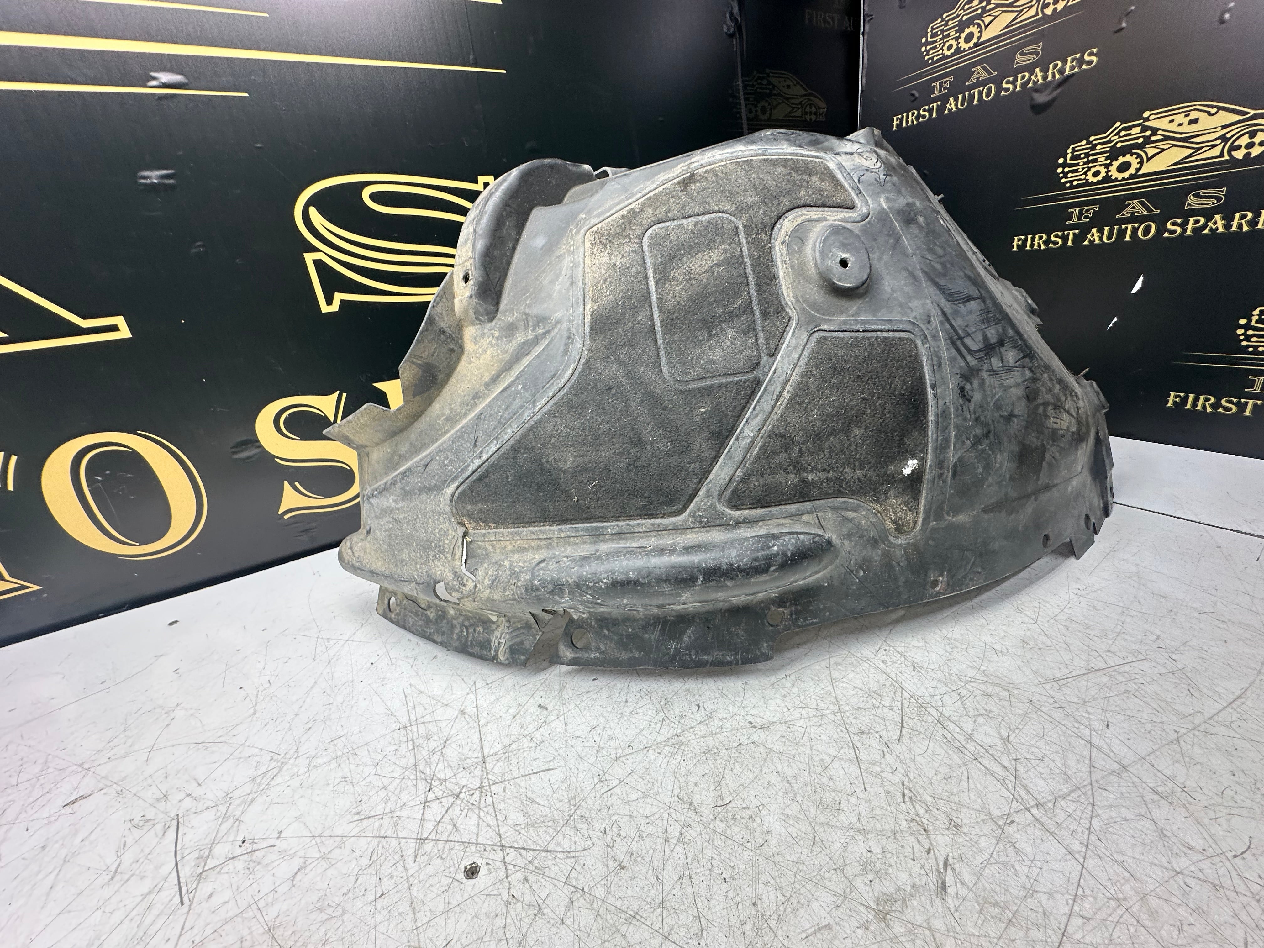 BMW X5 F15 F85 Front Right O/S Wheel Arch Cover Liner (7290854)