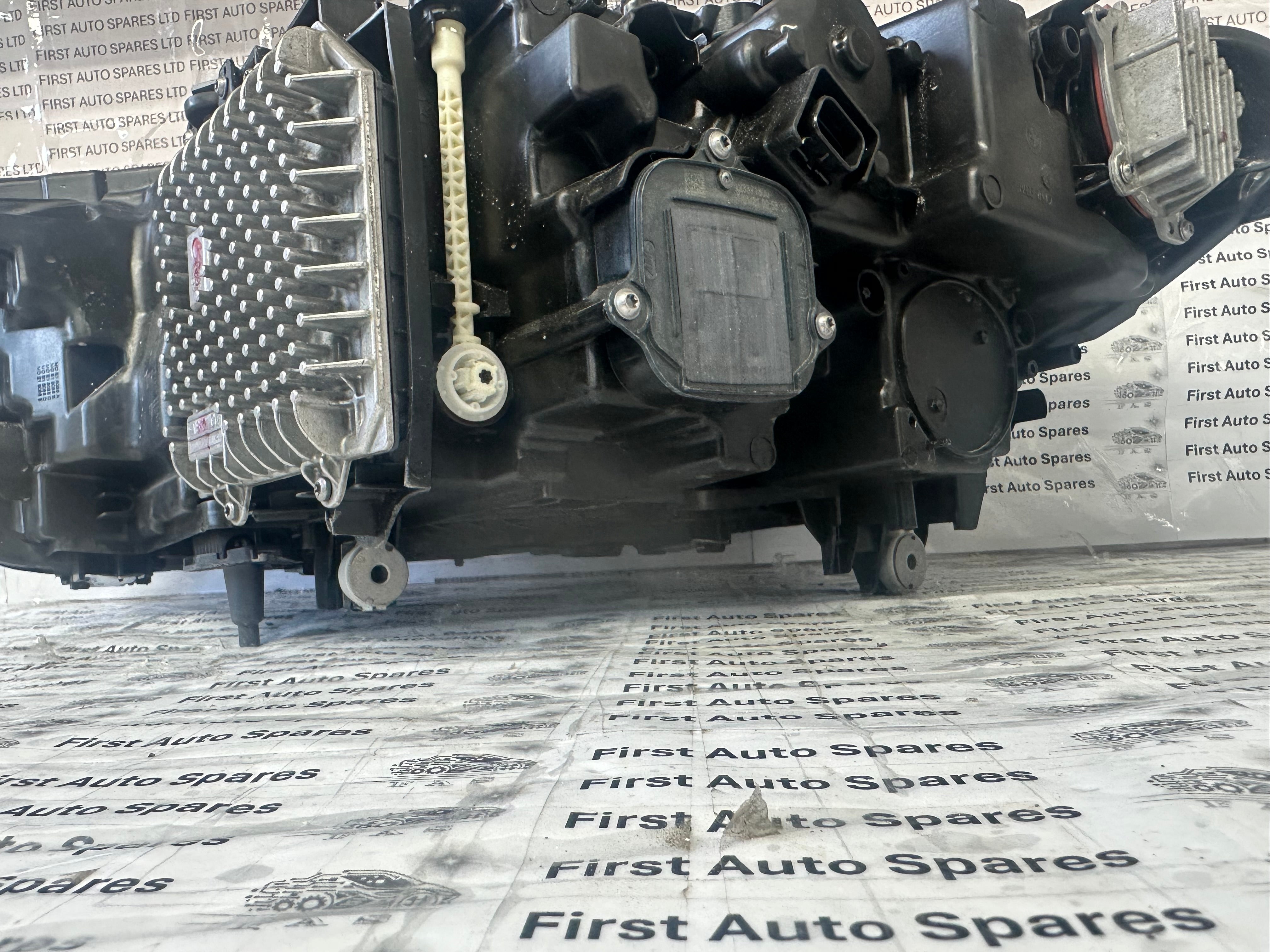 BMW 5 Series G38 G30 LED Right Headlight (9479274-10)