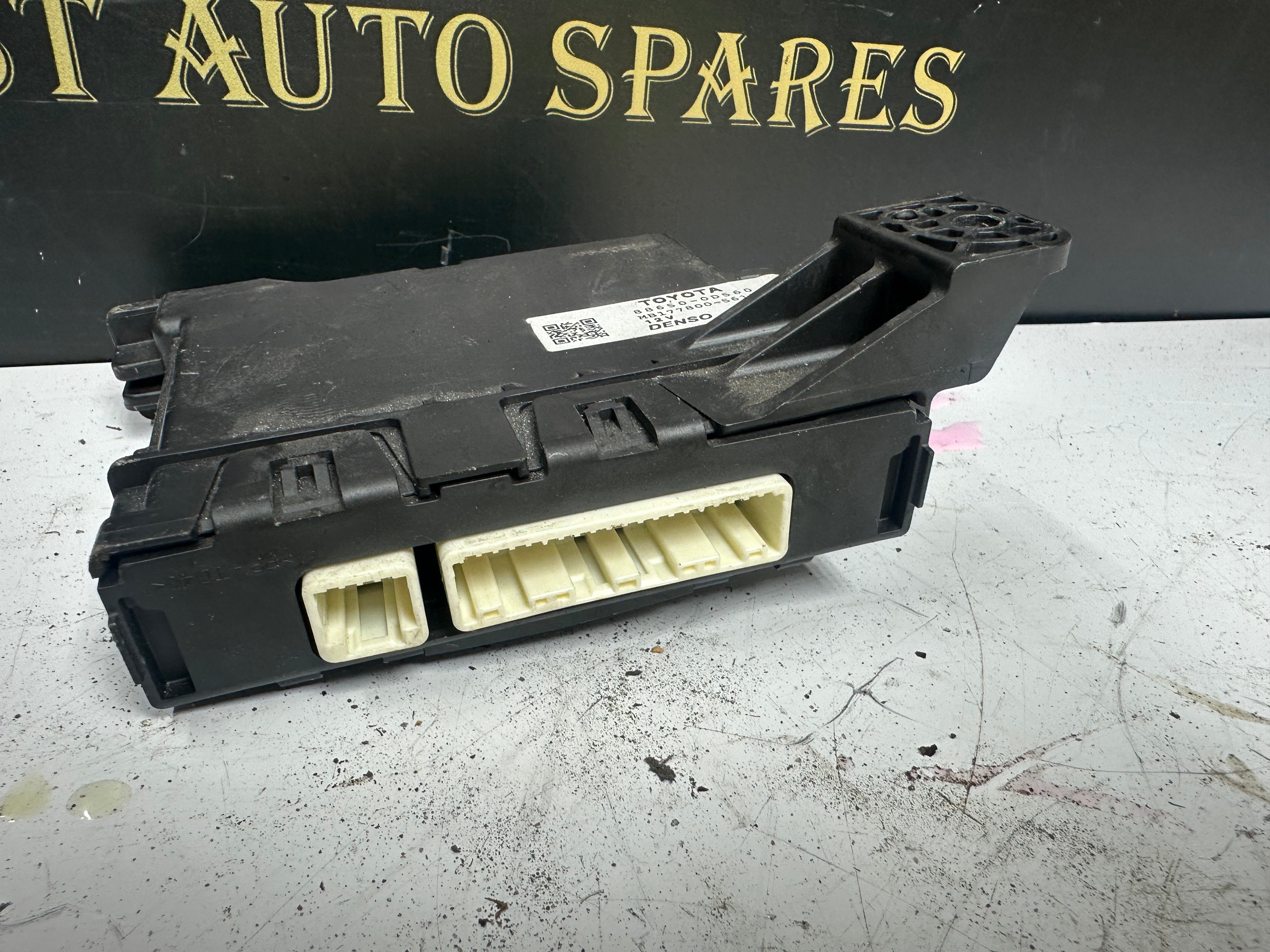 Toyota Module Control Heating Denso (88650-0D560) (MB177800-5611)