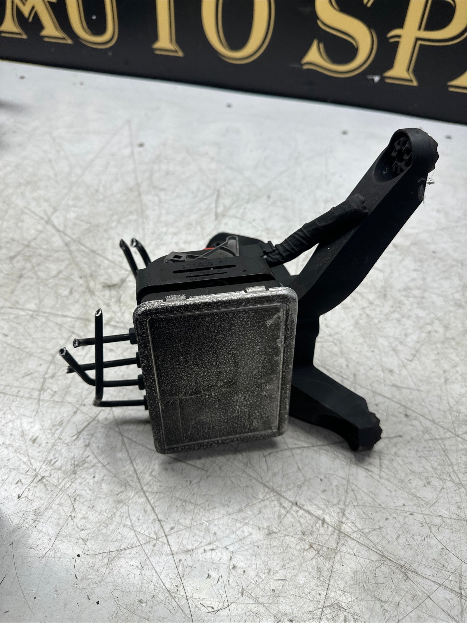 BMW 3 Series G20 / G21 ABS Pump / DSC Control Unit – 803742
