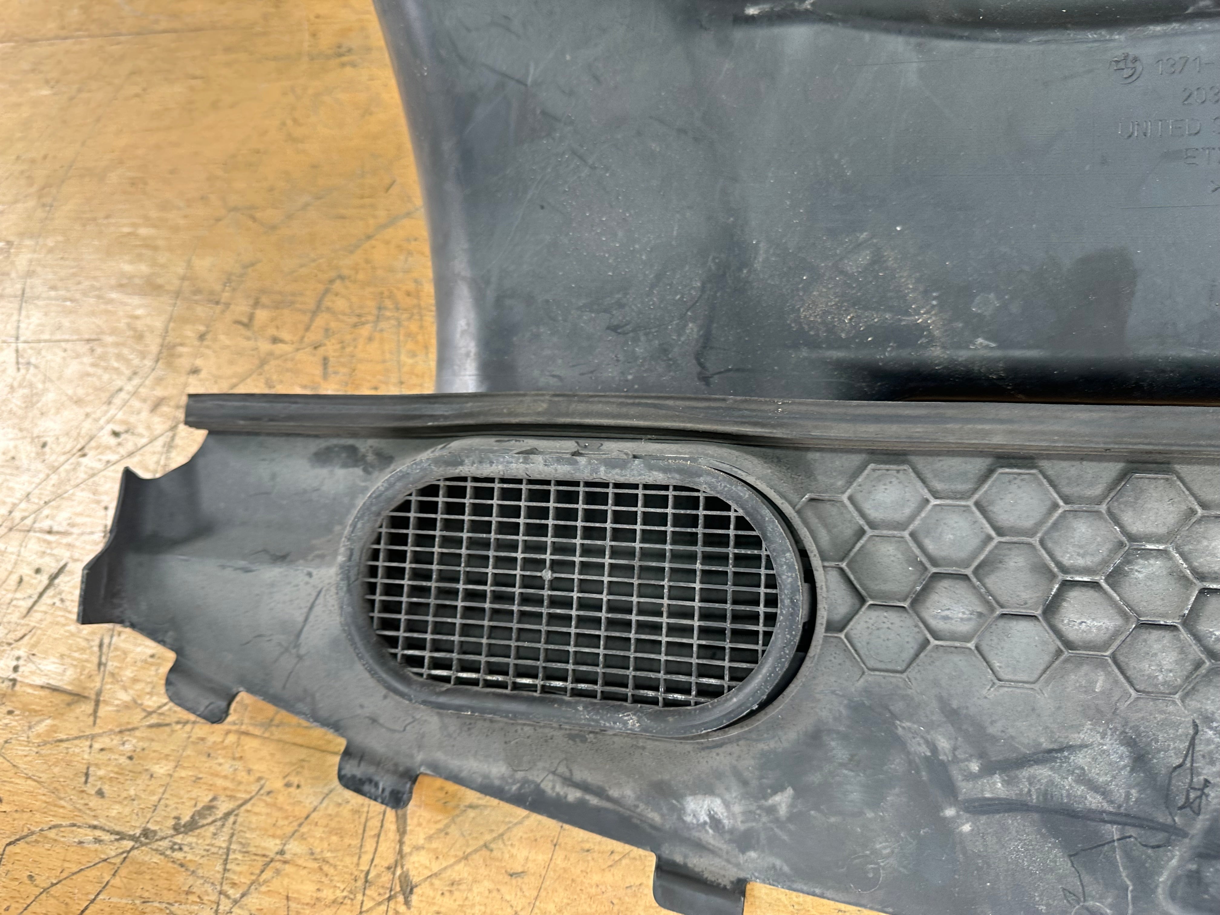 BMW X5 X6 Series F15 F16 Engine Air Intake Duct (8570289) (203519-10)