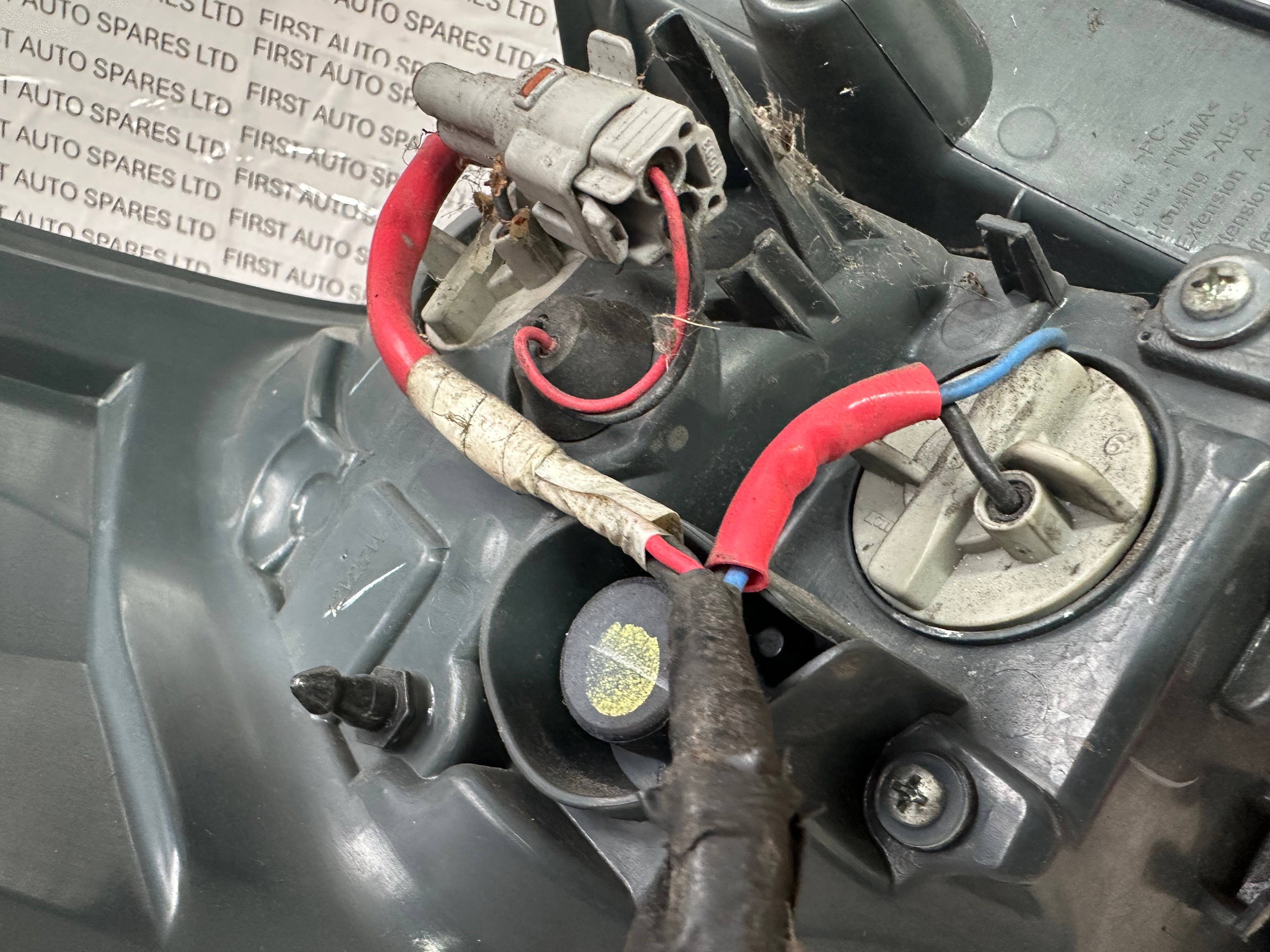 Toyota Auris Estate Right Rear Tail Light (02-353)