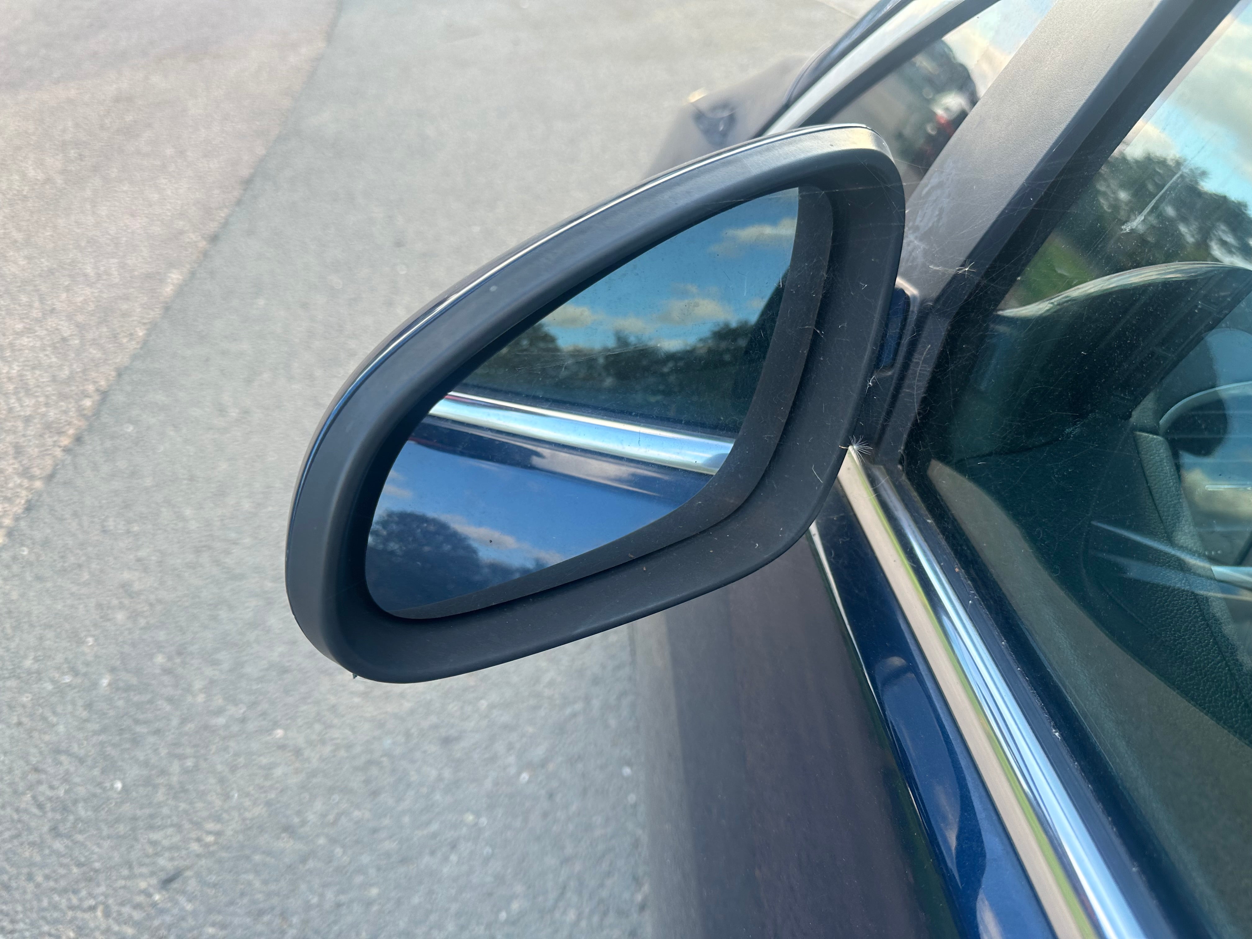 Vauxhall Astra SRi CDTi 2010 For Parts or Full Vehicle Sale (Price For A Wheel Nut Only)