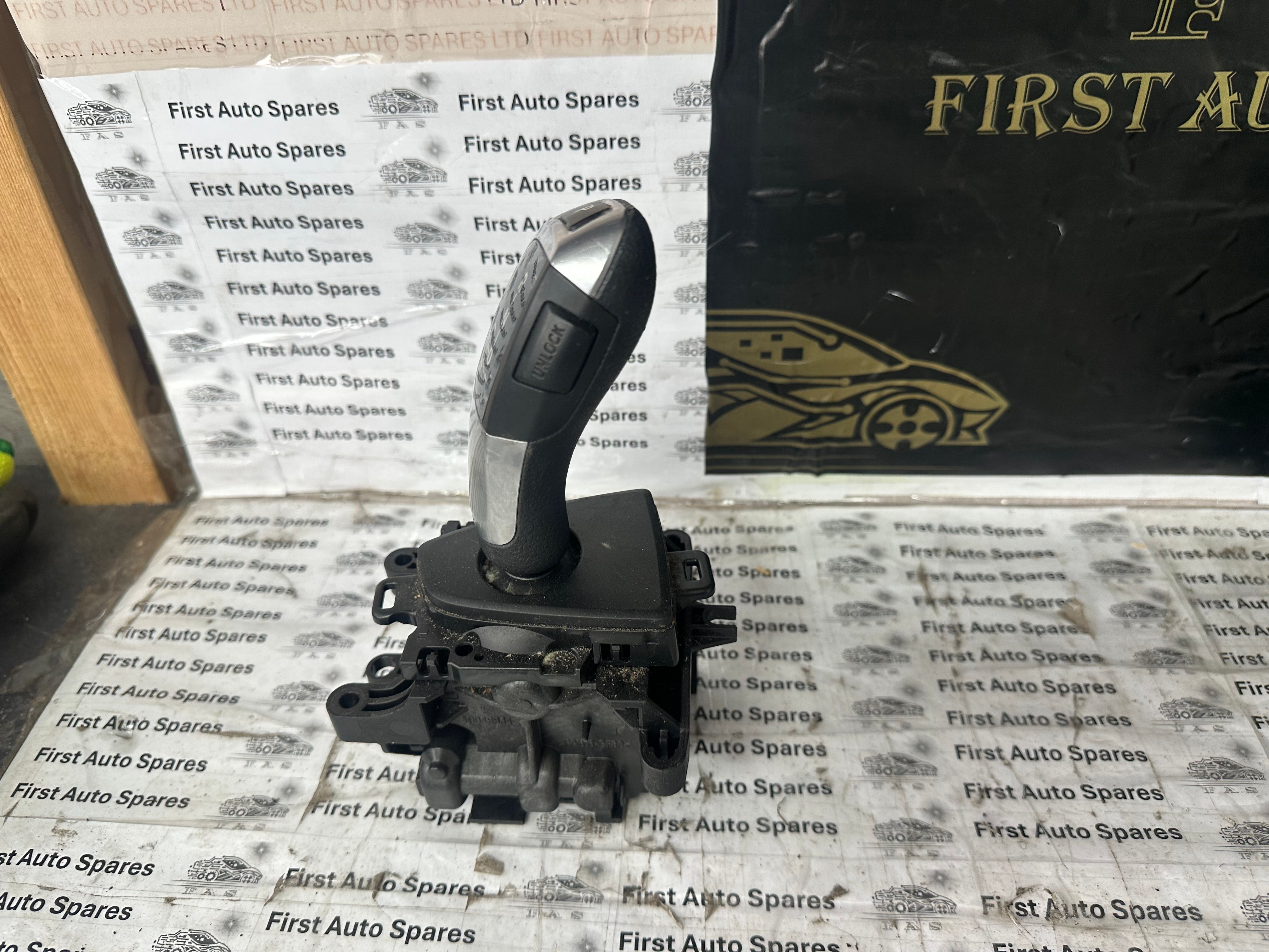 BMW 3 Series Automatic Gear Selector Unit 2012–2015 (926897-01)