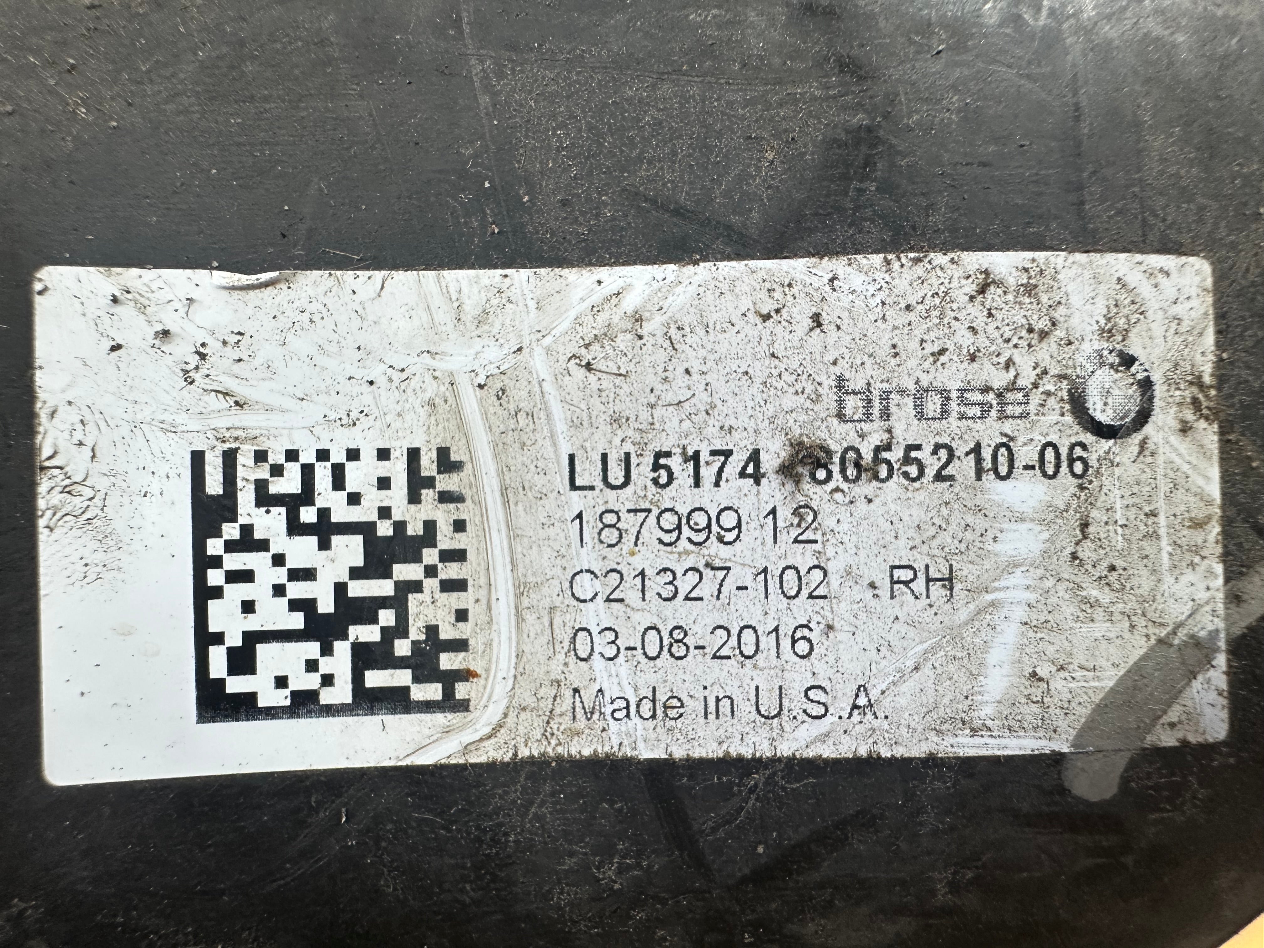 BMW X5 Series M Sport Front Brake Air Duct Right Driver Side F15 (8055210)