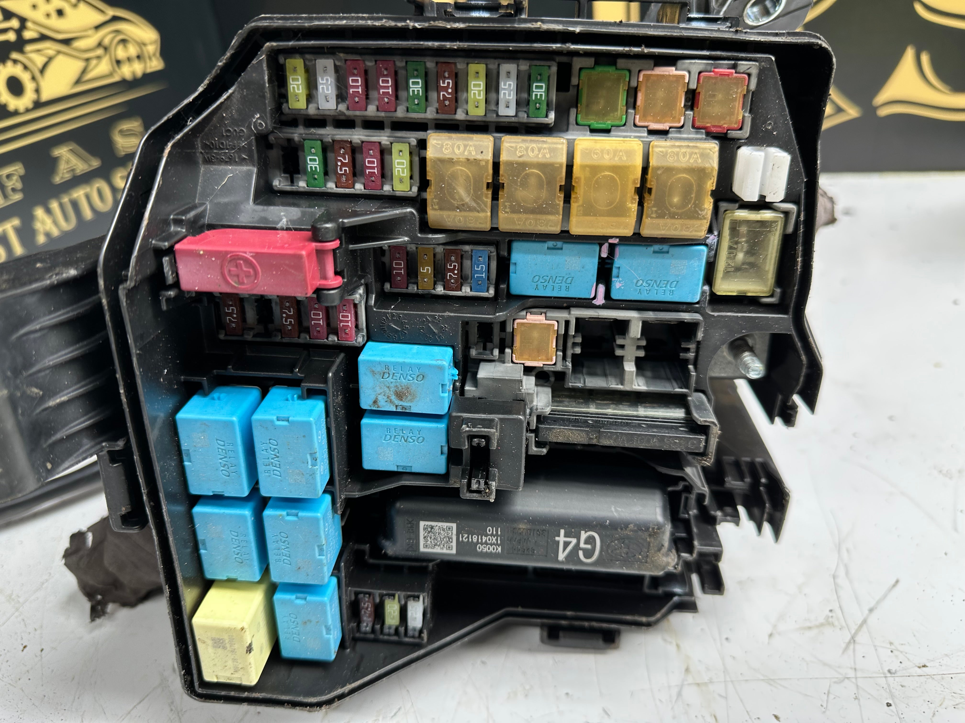 Toyota Yaris Cross 1st Generation (2020-2023) Fuse Box (82644-K005) (3810003-110)