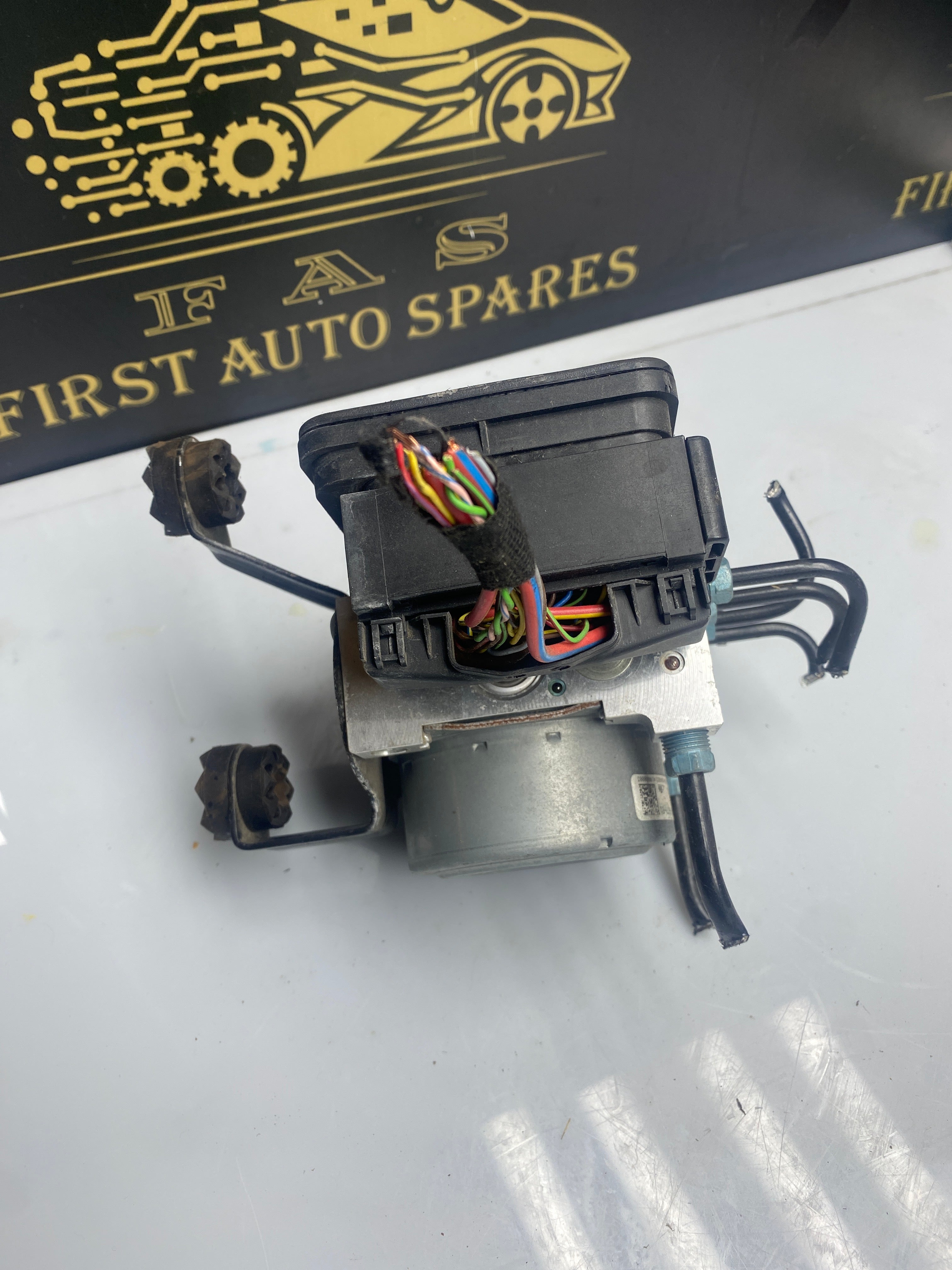 BMW 1 Series F20/F21 & 3 Series F30/F31 ABS Pump & DSC ECU Controller MK100 (6868638)