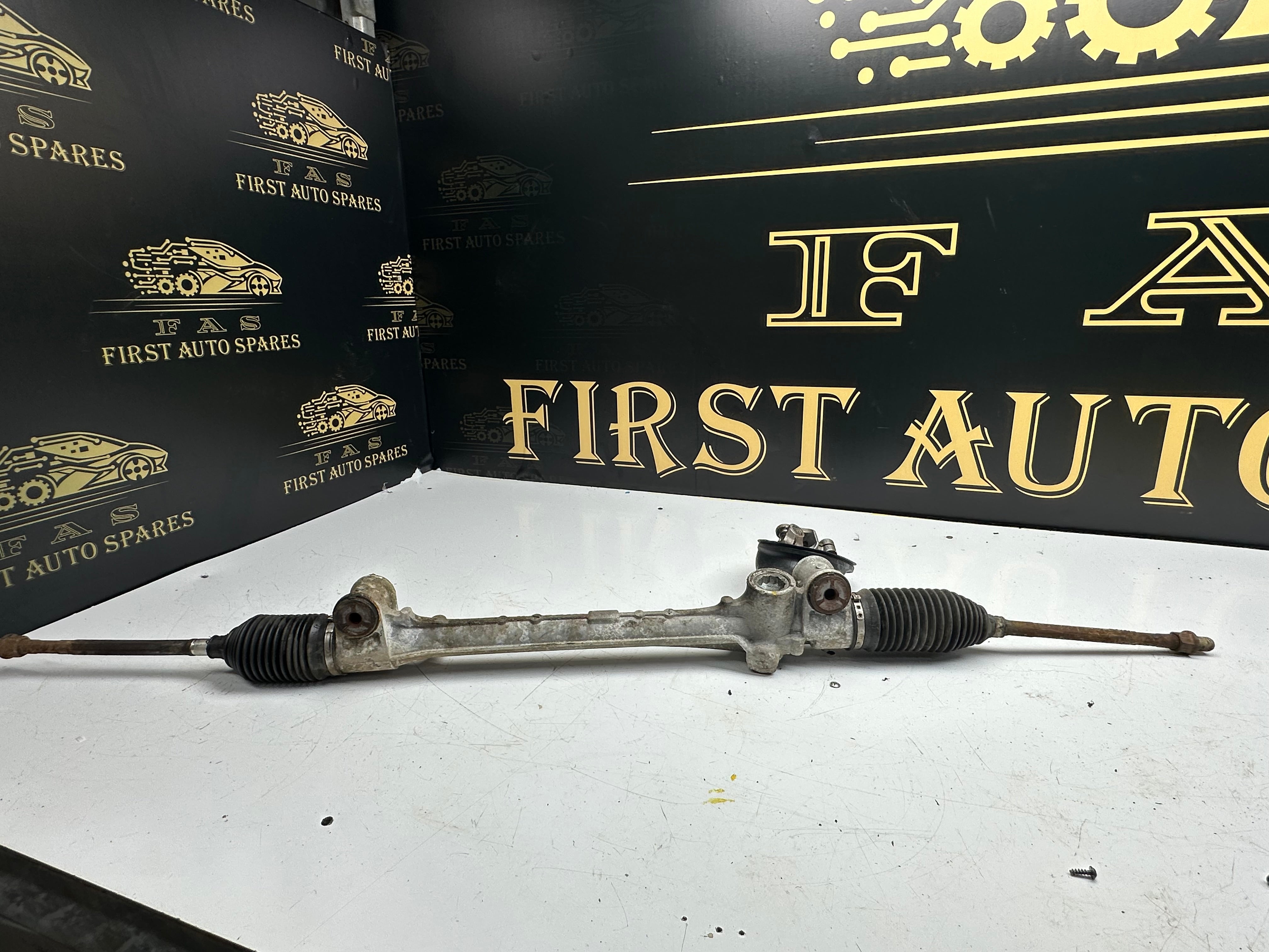 Toyota Yaris Steering rack 2012-2019