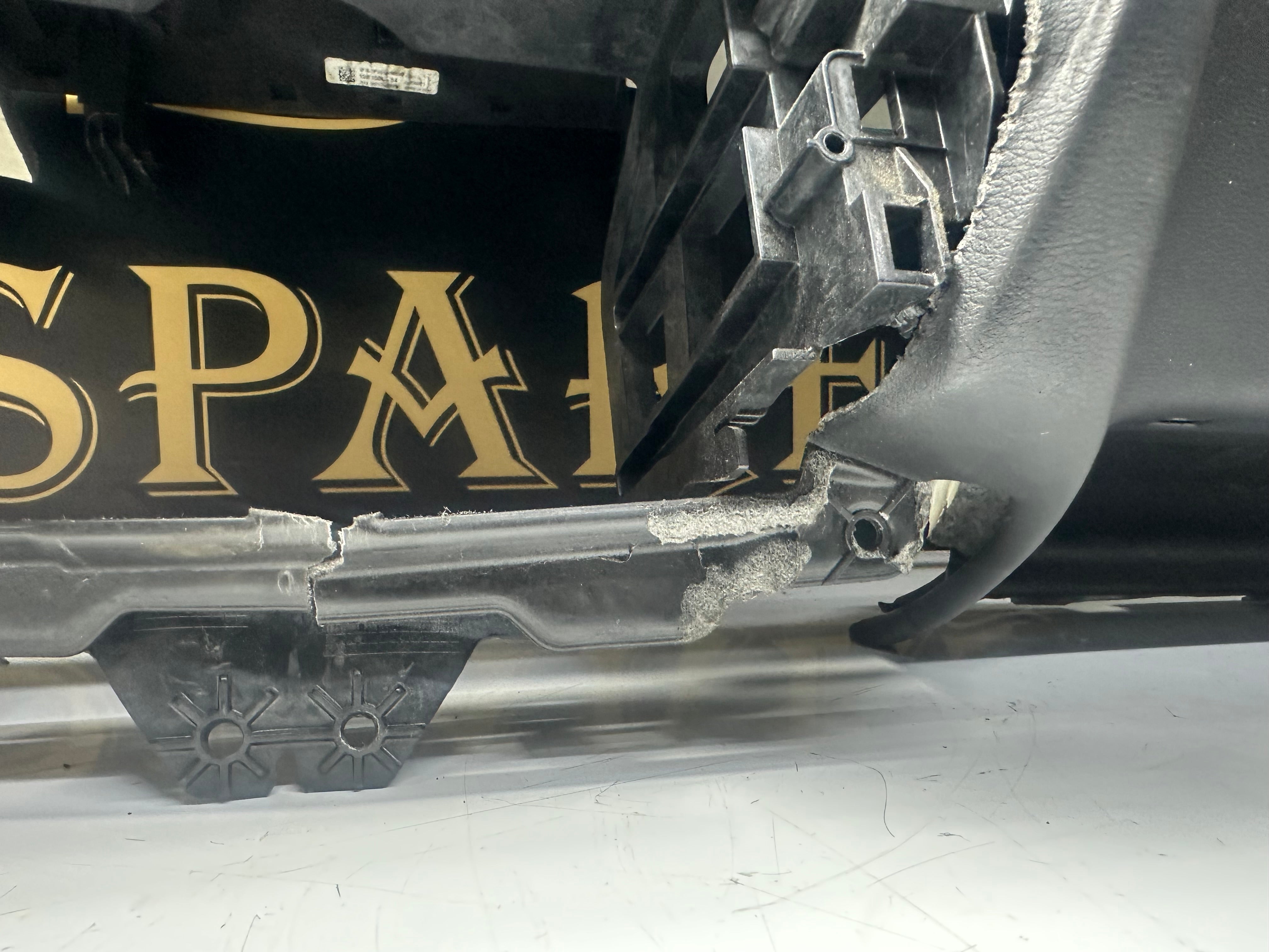 BMW X5 F15/F16 Complete Dashboard with Passenger Airbag (1028651-7) (4037468)