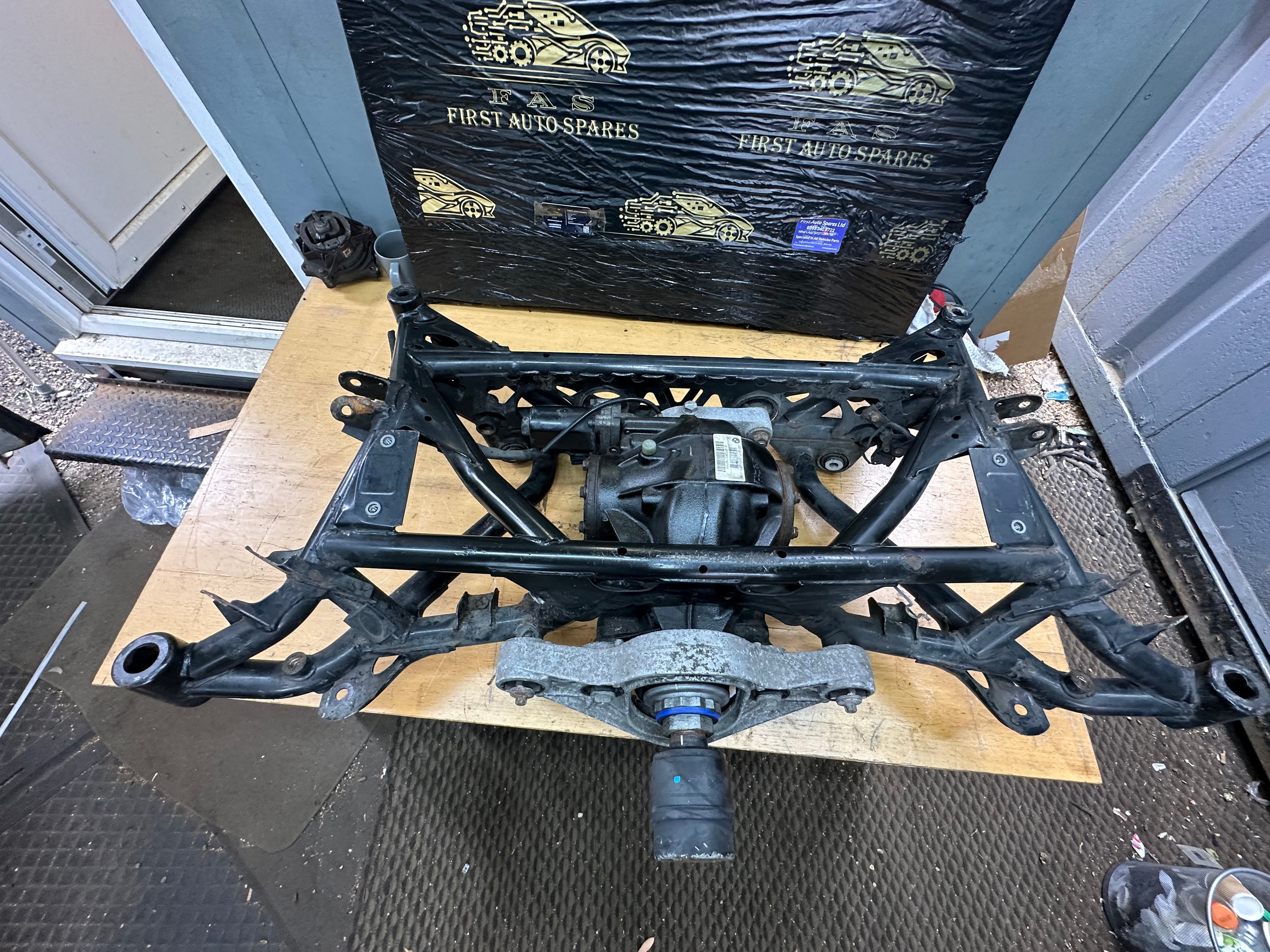 BMW M2 M3 M4 Rear Differential with Subframe Complete 3.46 Ratio LSD (8090473)