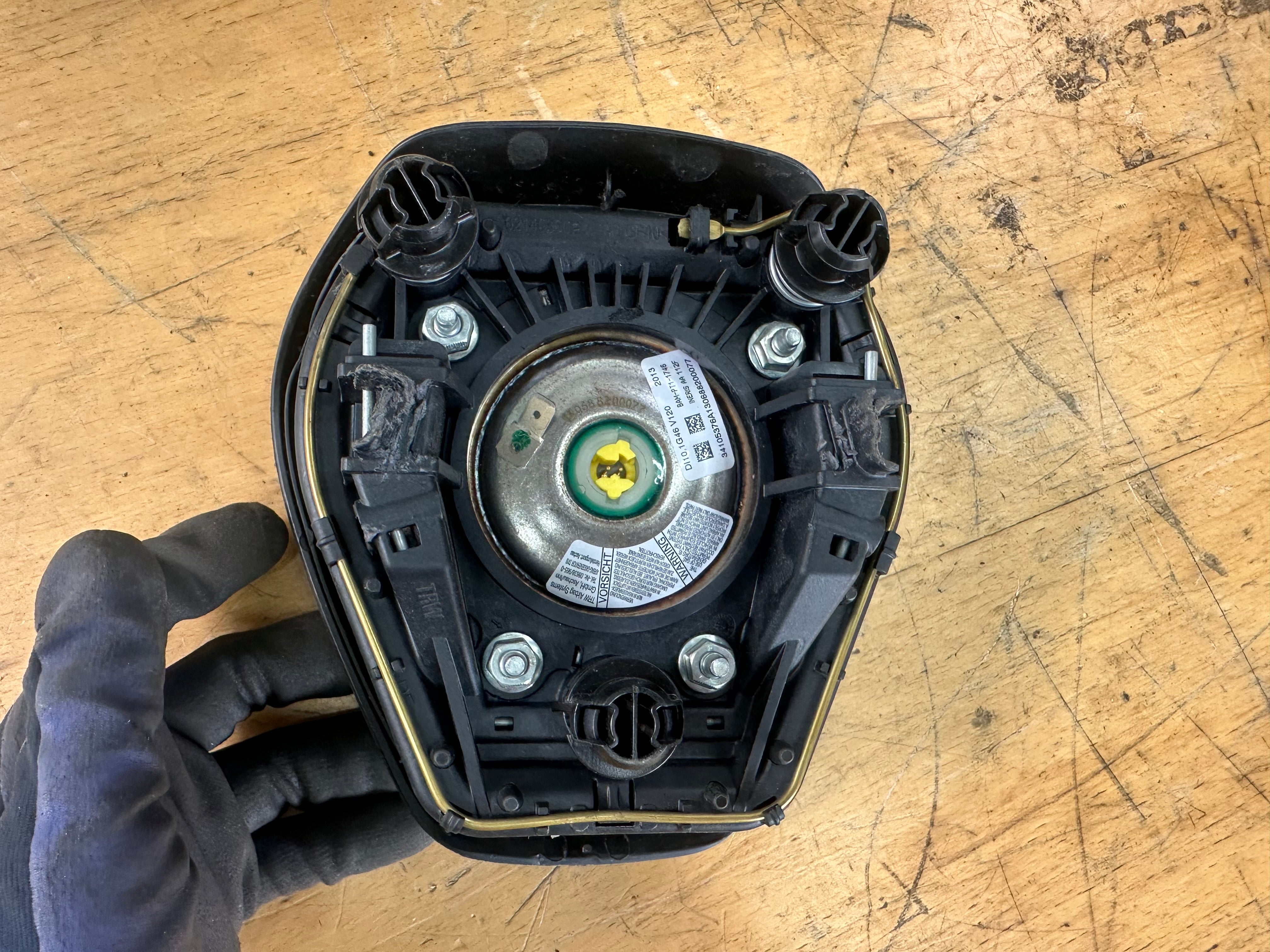 Ford Fiesta MK7 2013 Driver’s Steering Wheel Safety ABag (BAM-PT1-1746)