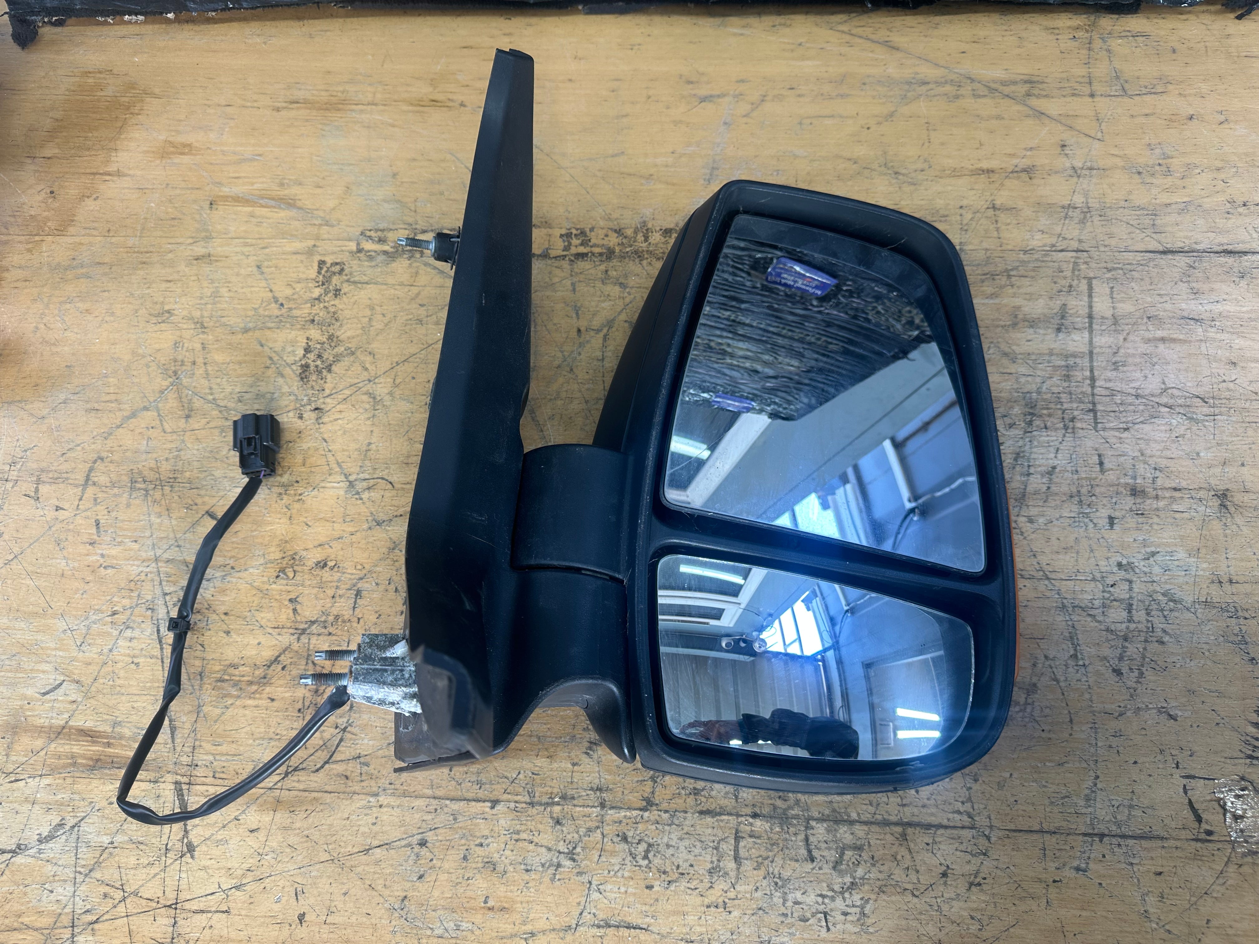 Ford Transit 2021 Mk8 Manual Driver Right Side Wing Mirror (BK31-17682)