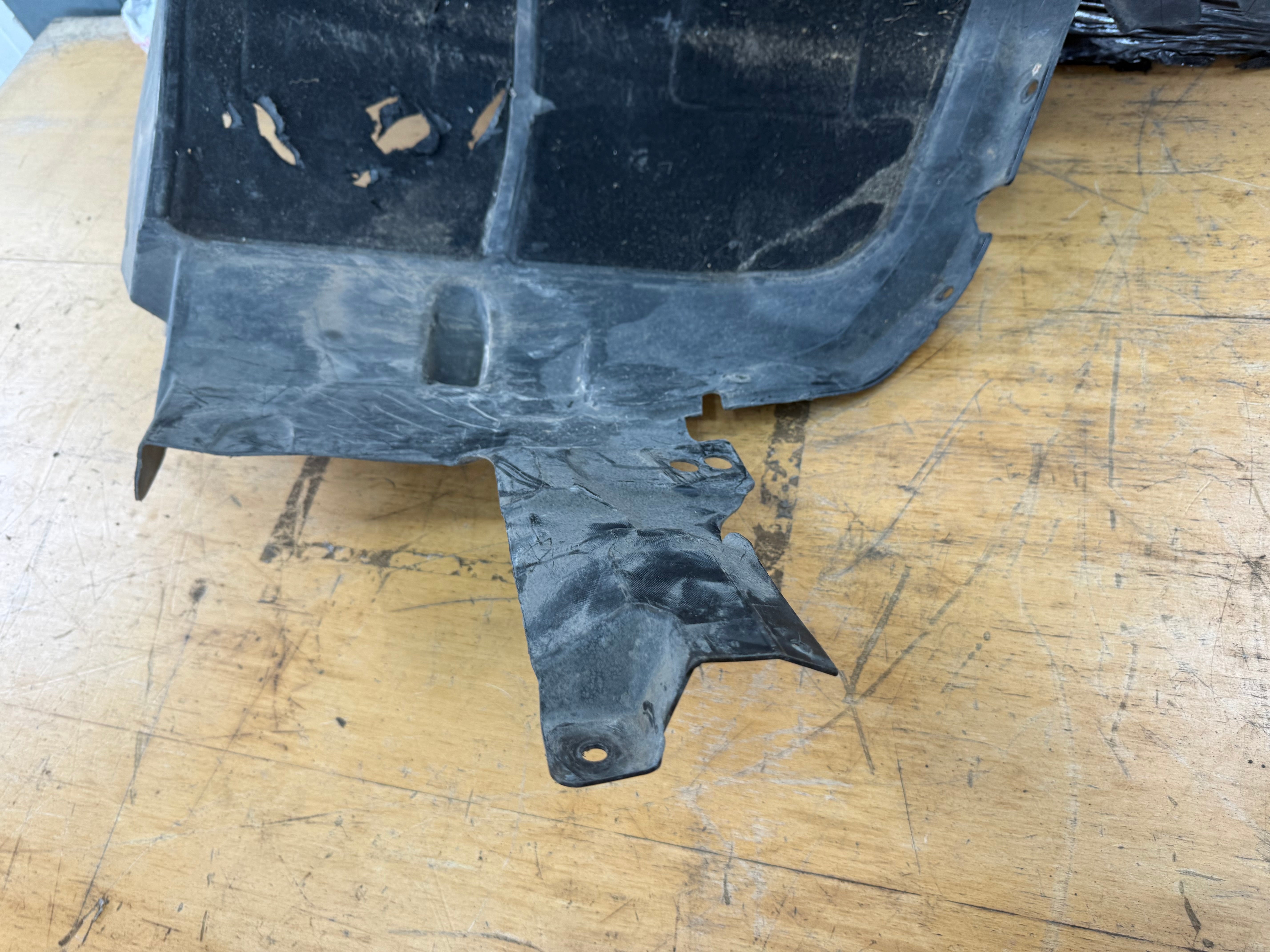 BMW X5 Series F15/F85 Wheel Liner Arch Cover Front/Rear Right O/S (7291198)