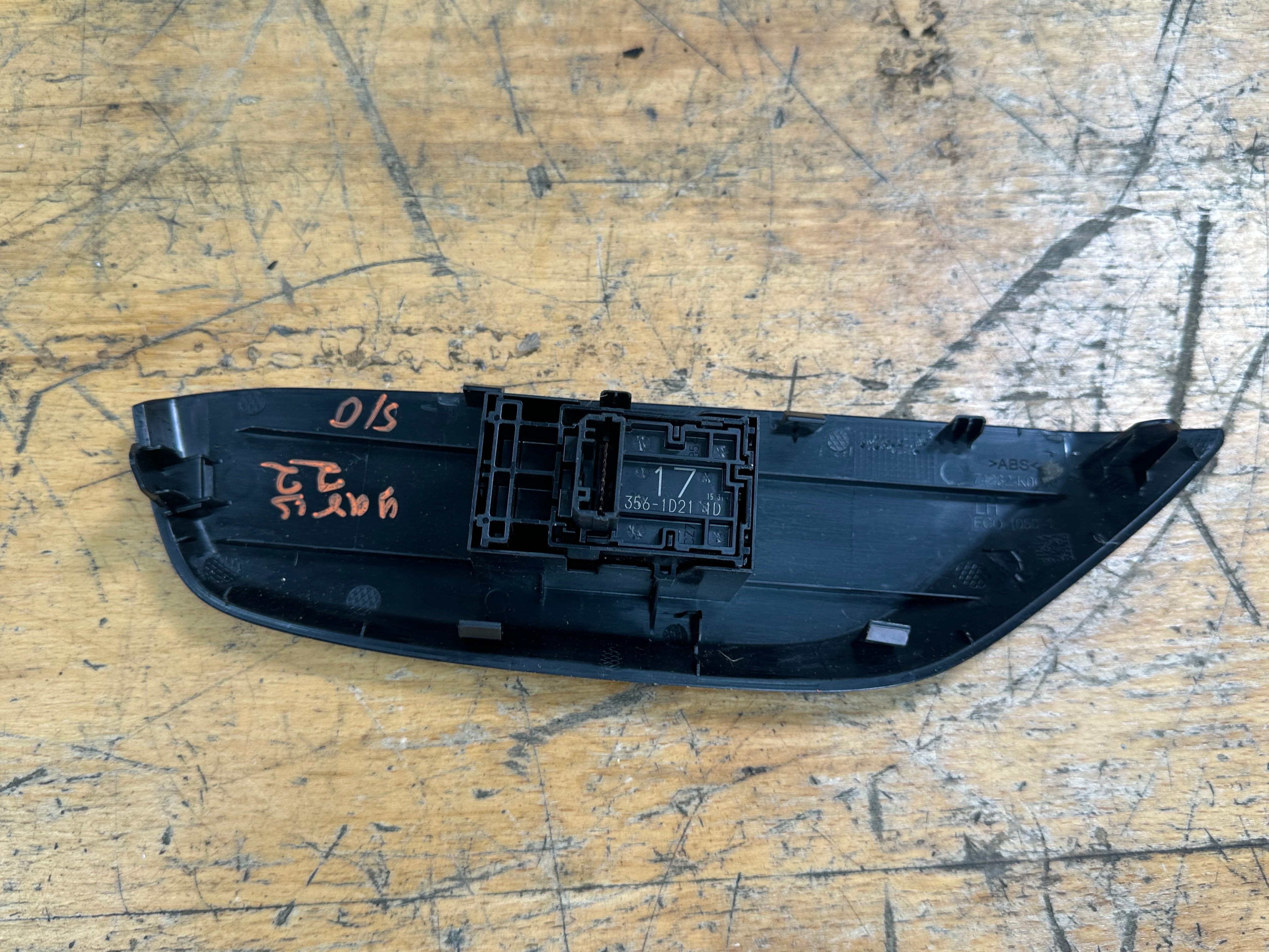 Toyota Yaris 2022 Left Passenger Window Control Switch (74232-K0040)