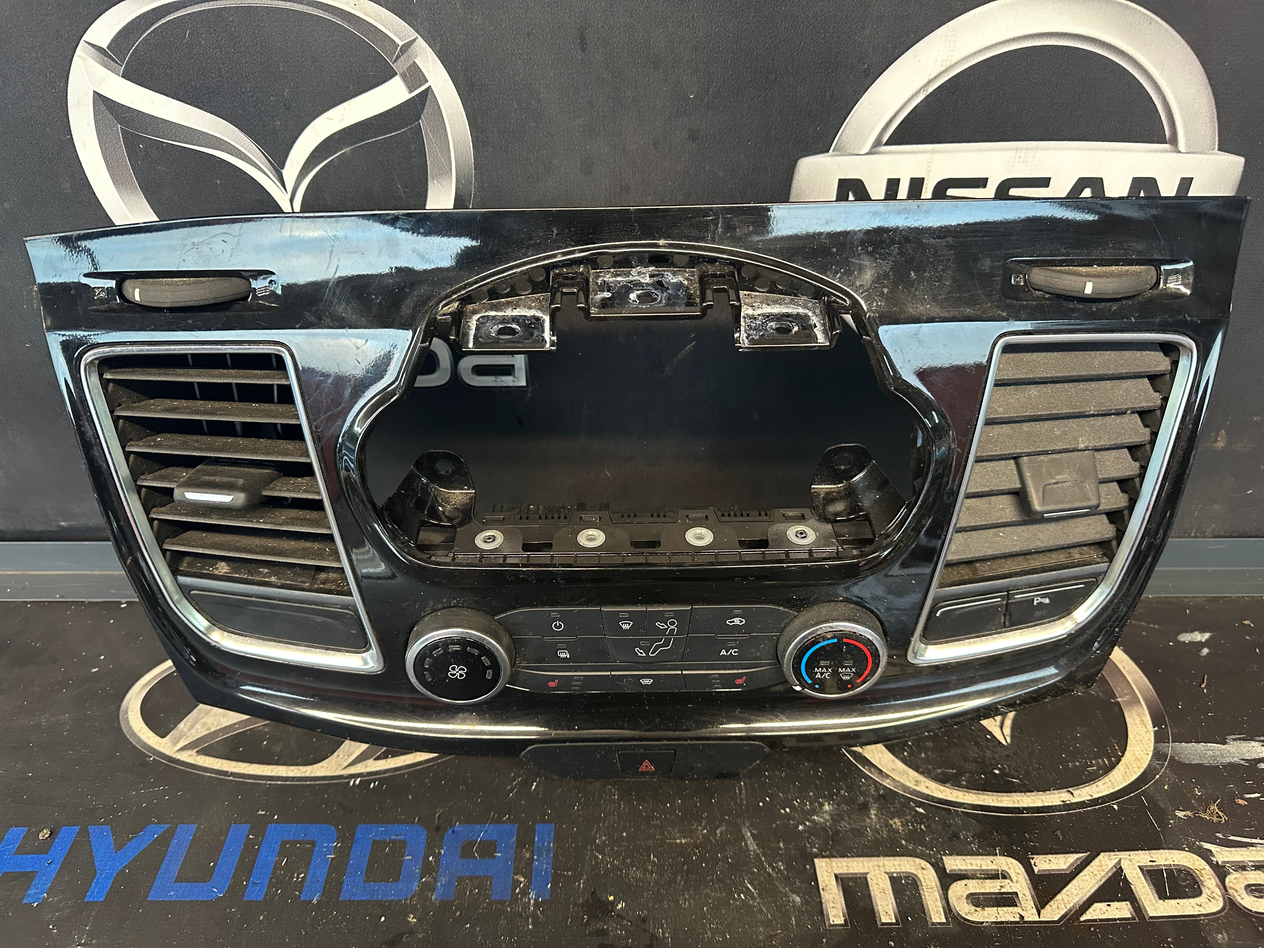 Ford Transit Custom 2022 Climate Control Switch Panel (JK2118835BBW)