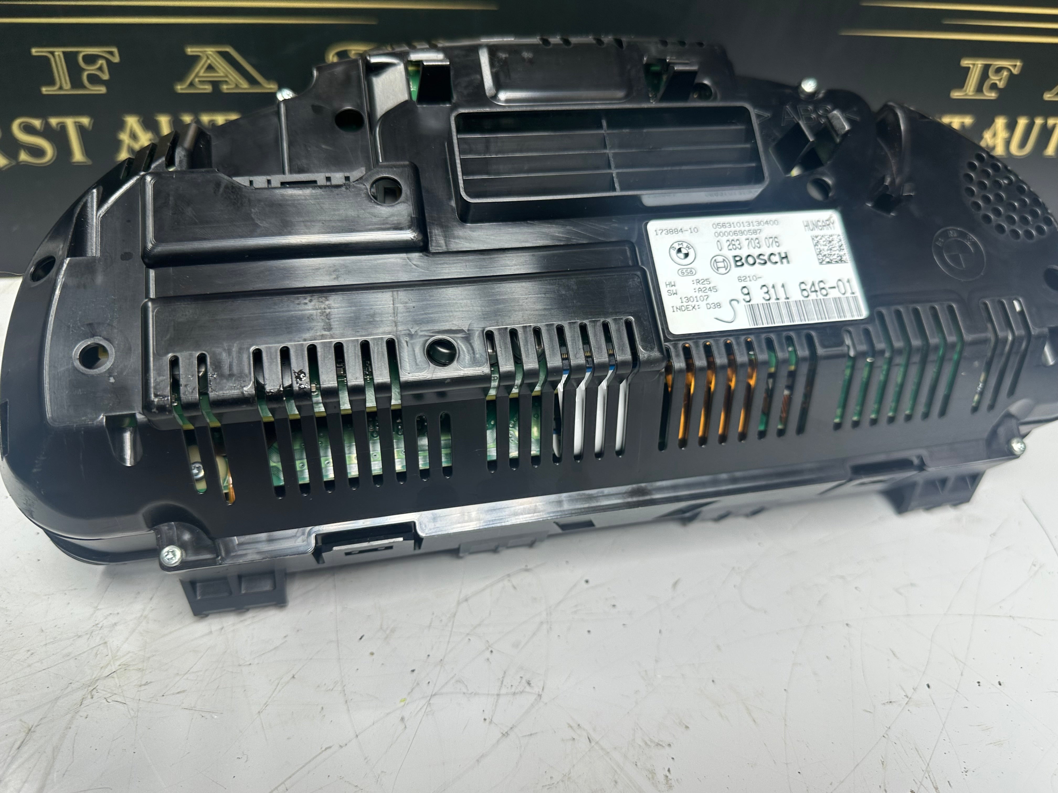 BMW 6 Series F12 Instrument Cluster (173884-10) (9311646-01) BOSCH