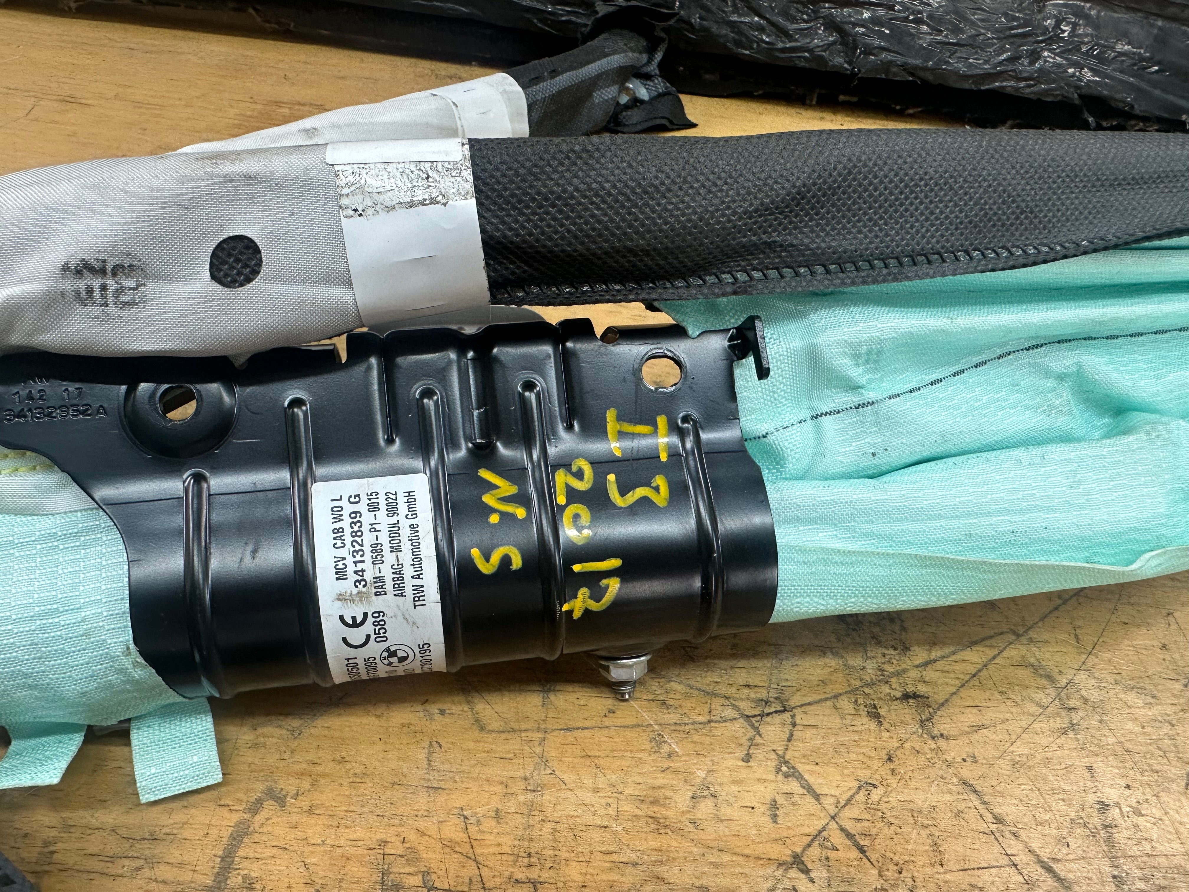 BMW i3 I01 2017 Electric Left Passenger Roof Curtain Airbag (84740650501) (34132839G)