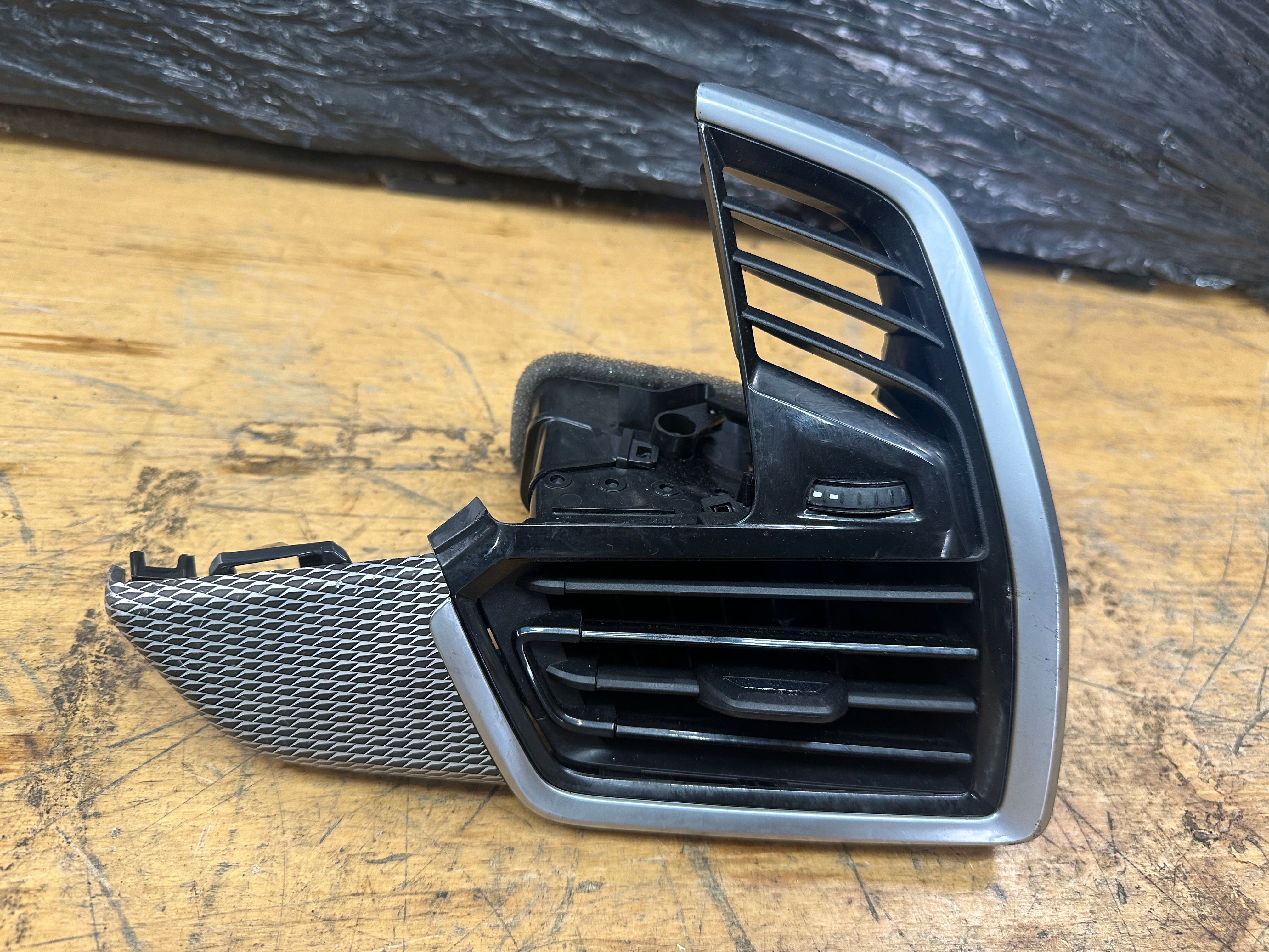 BMW X5 Series G05 2019-2023 Air Vent Right Driver Side Front (21828910) (939947112)