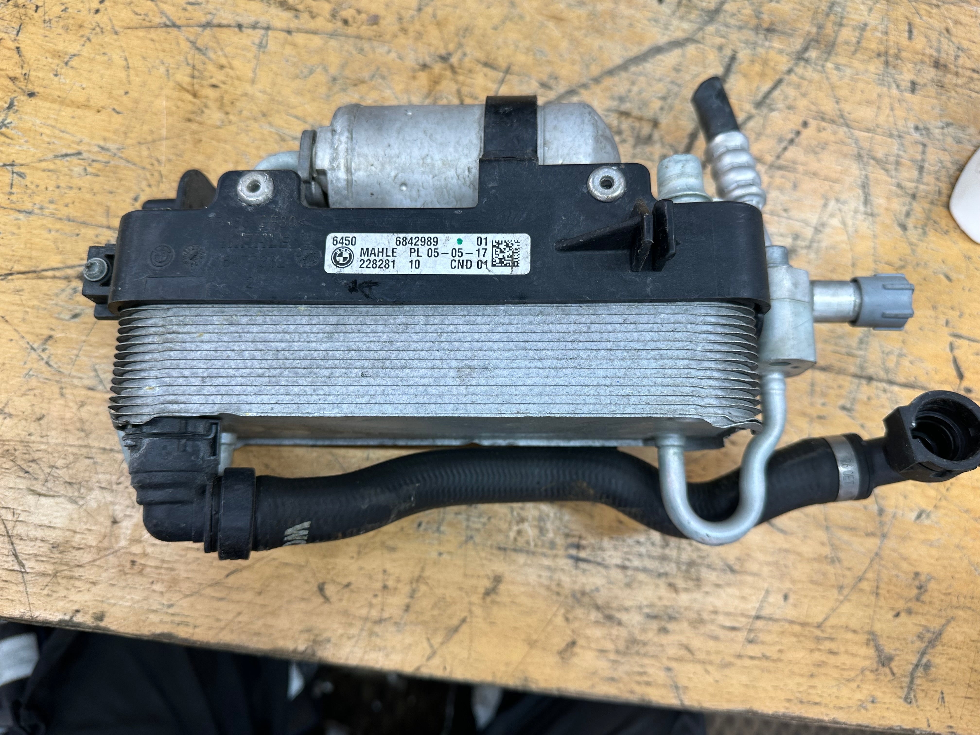 BMW 540i xDrive G30 M Sport A/C Air Condition Condenser With Dryer (6842989-01)