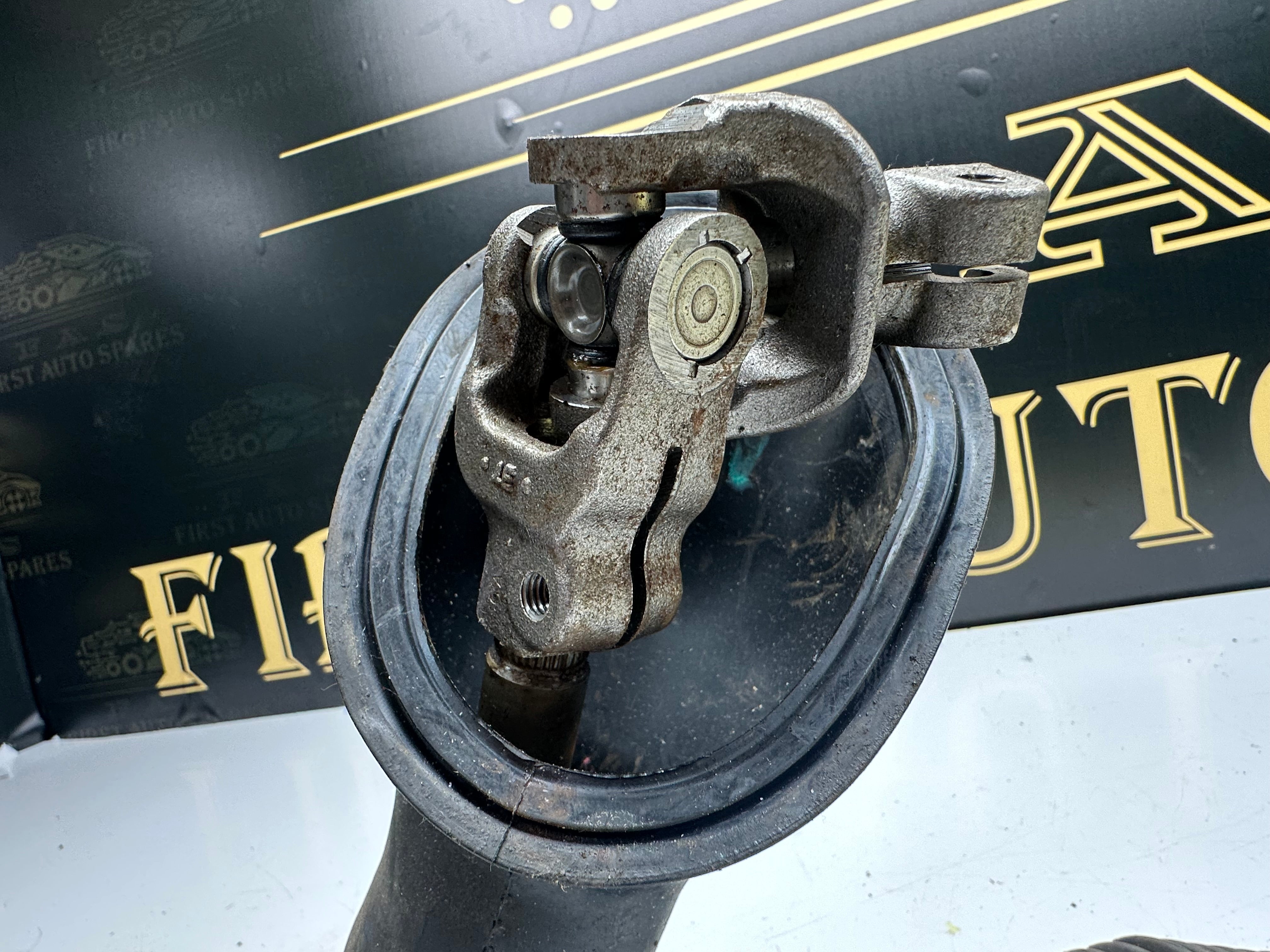 Toyota Yaris Steering rack 2012-2019