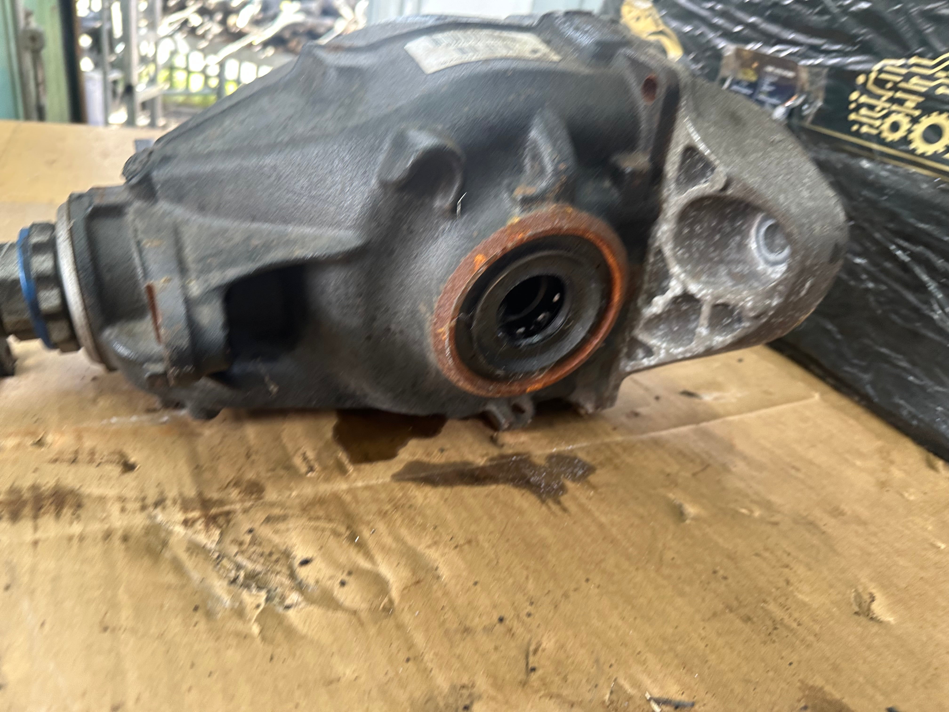 BMW 3 Series Rear Diff Differential 2.81 Ratio (8485723-03)