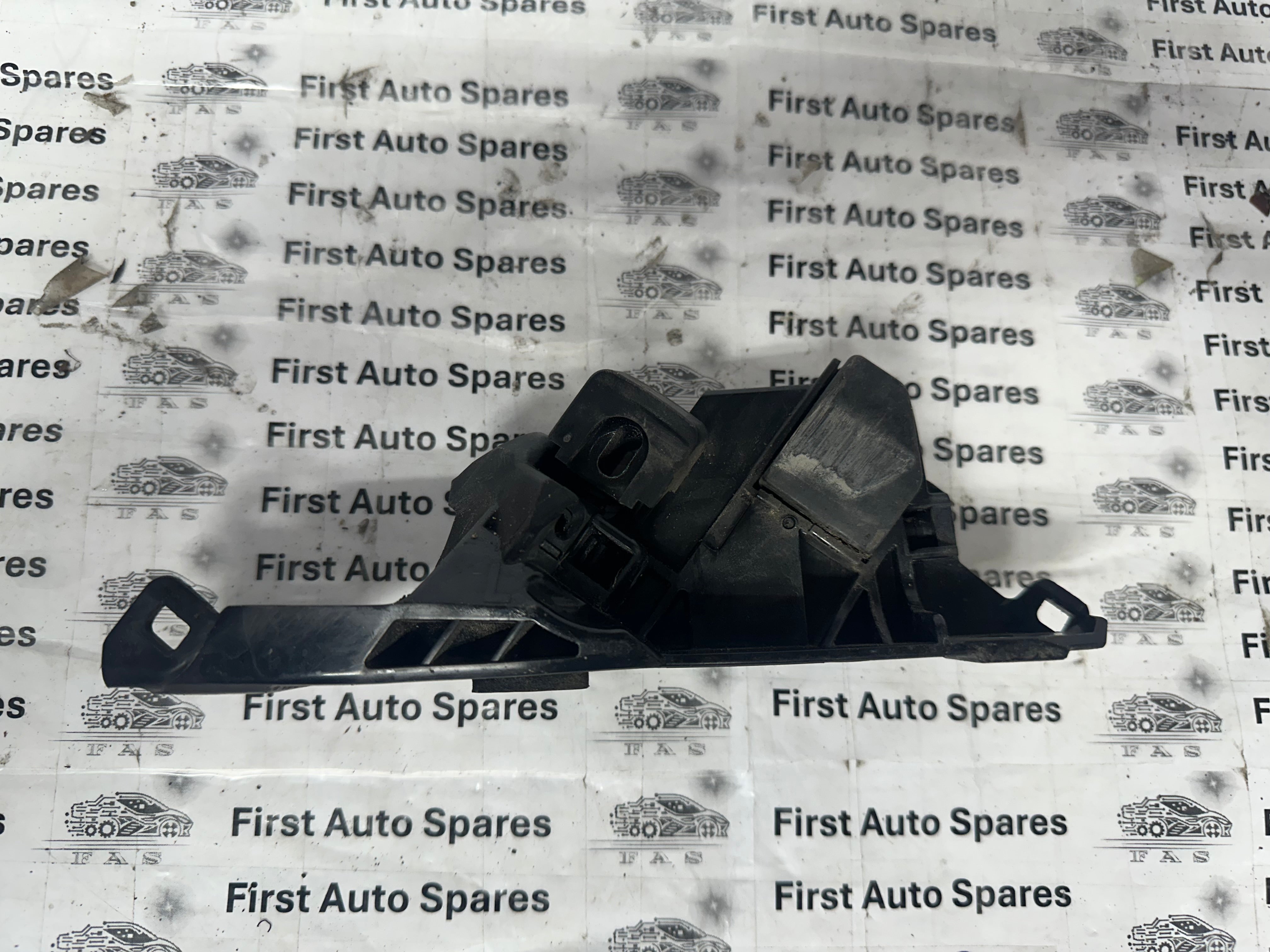 BMW 3 Series 2020 G21 Rear Trunk Right Hatch Wedge (5124-7453426)