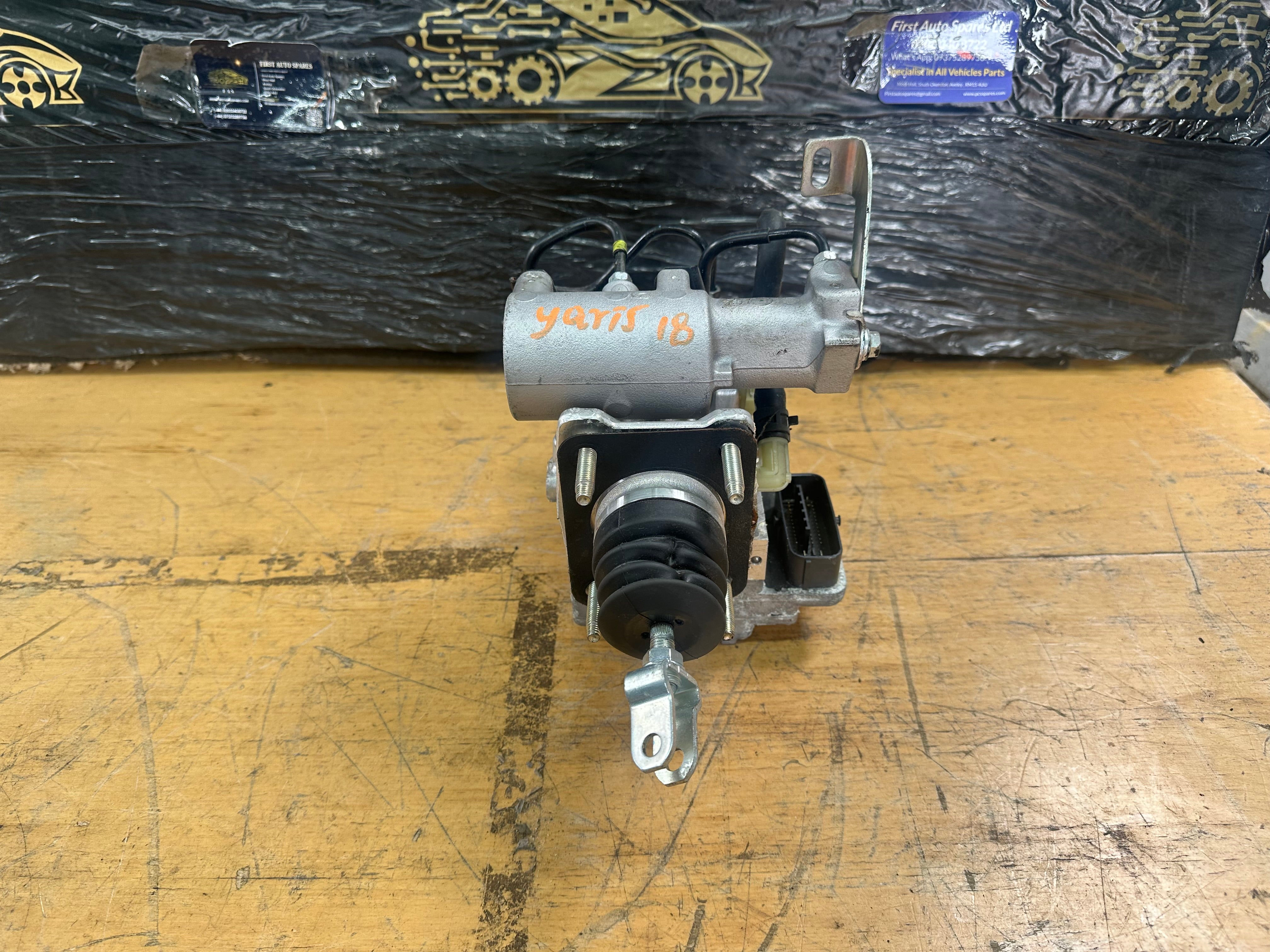 Toyota Yaris 2015–2020 1.5 Hybrid ABS Pump Module (47210-52500) (47270-47030)