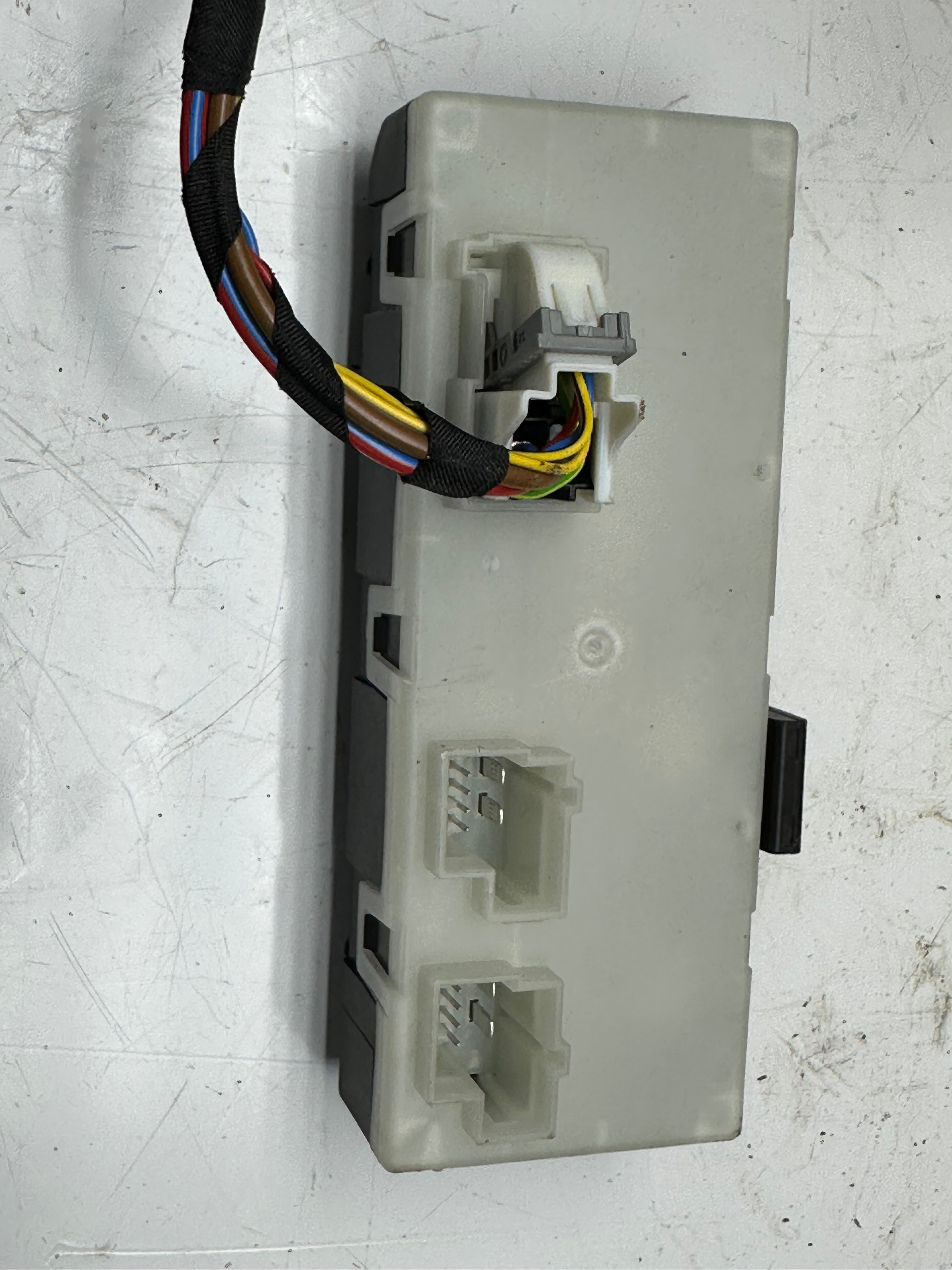 BMW 3 Series G20 330e 2023 Fuse Box Module & Control Module (6114 5A4CFB0-02)