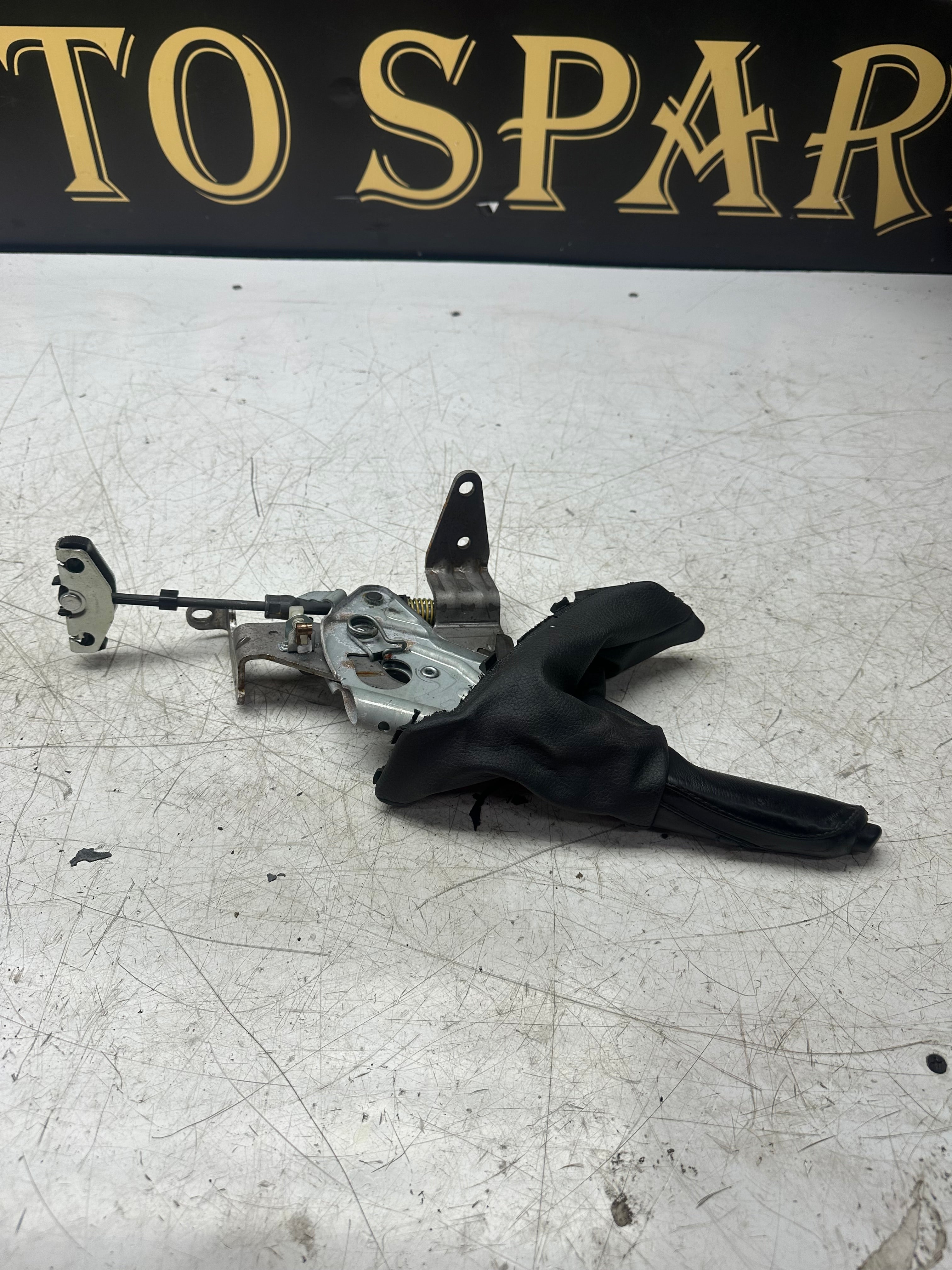 BMW 3 Series F30 Handbrake / Parking Brake Lever Mechanism (2012–2019)(6799102)