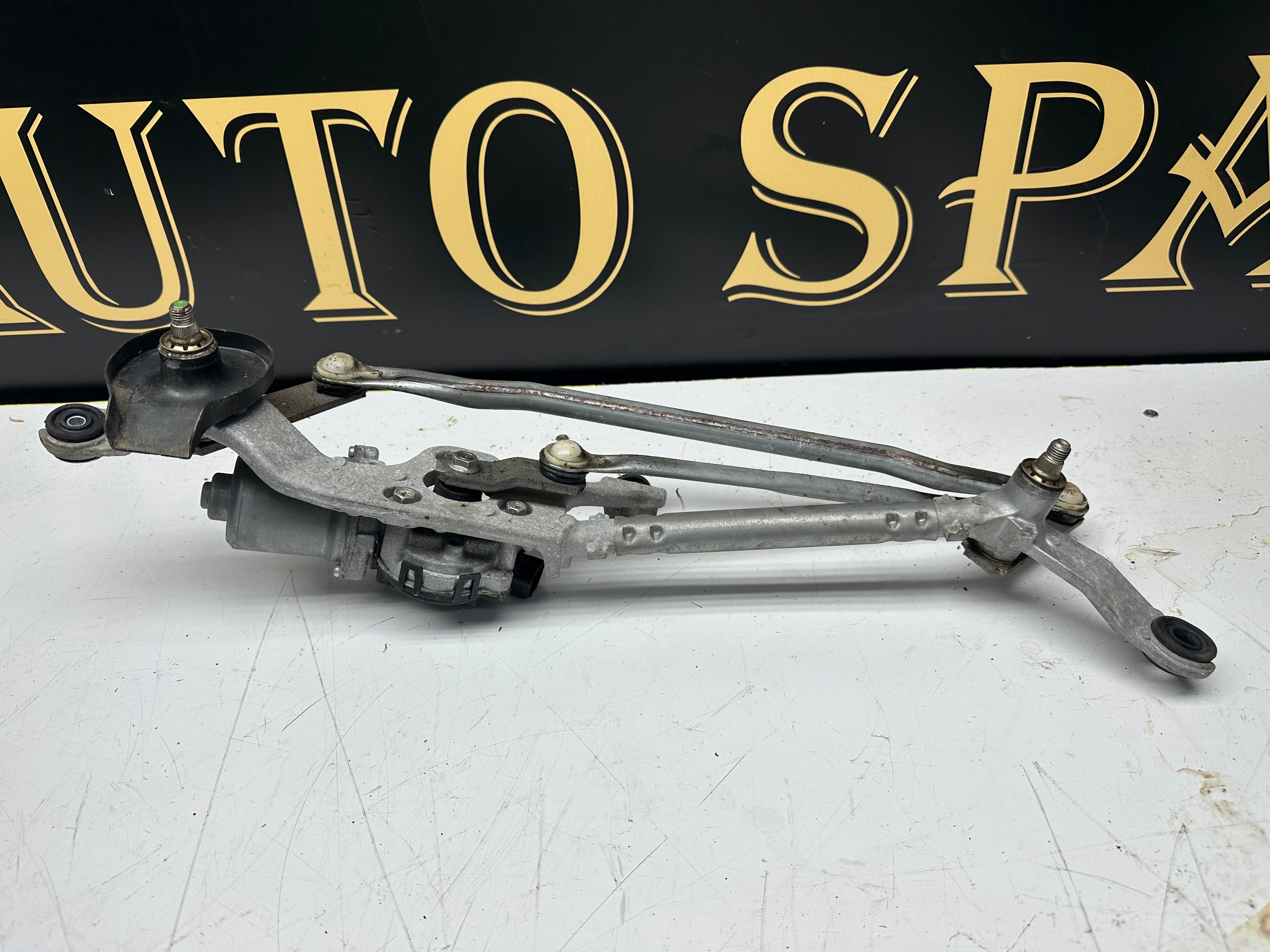 Toyota C-HR 2023 & Front Wiper Motor & Linkage (85110-F4020) (159300-7750)