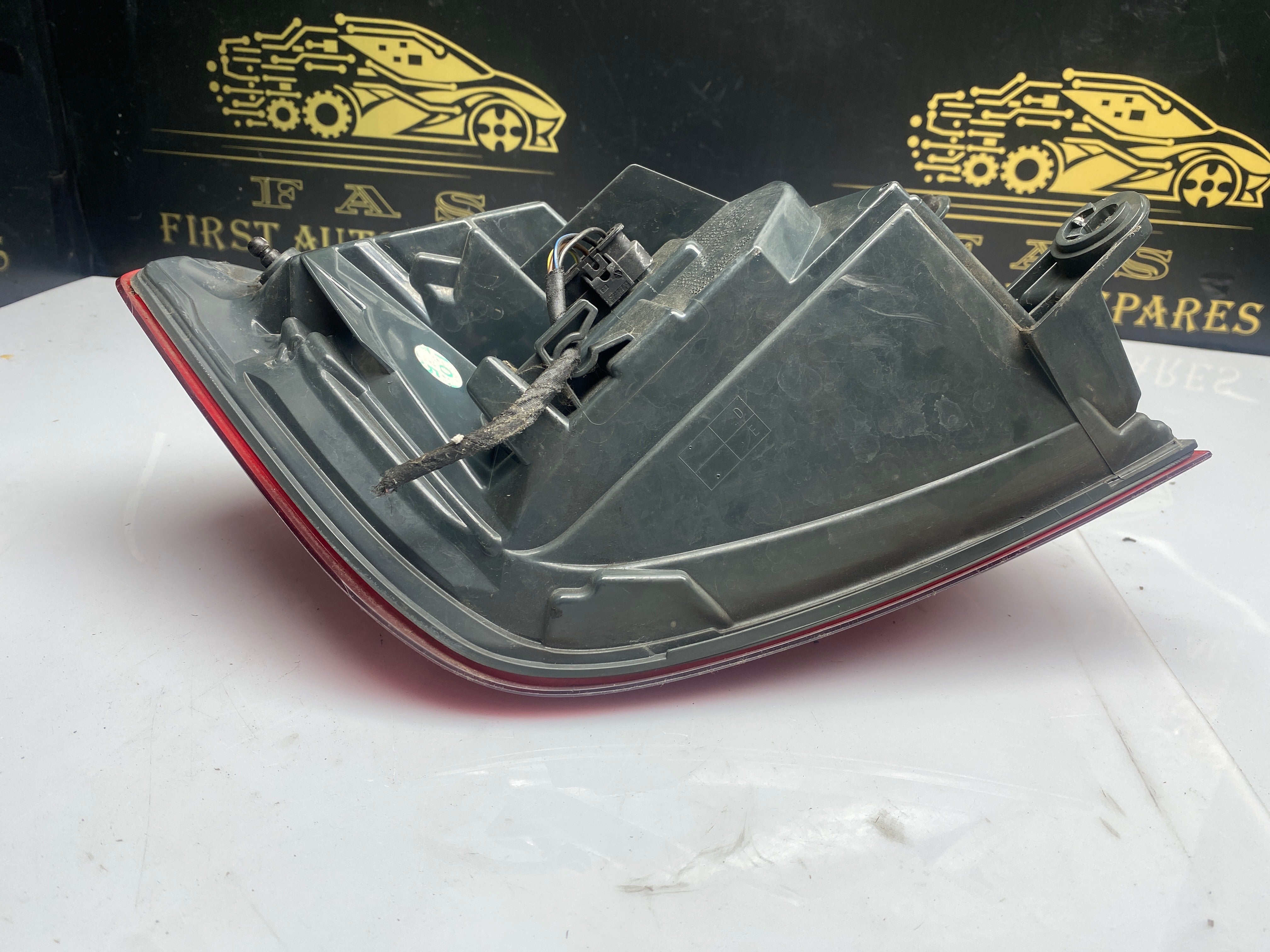 BMW 3 Series F30 LCI Tail Light – 2015–2019 Driver Side