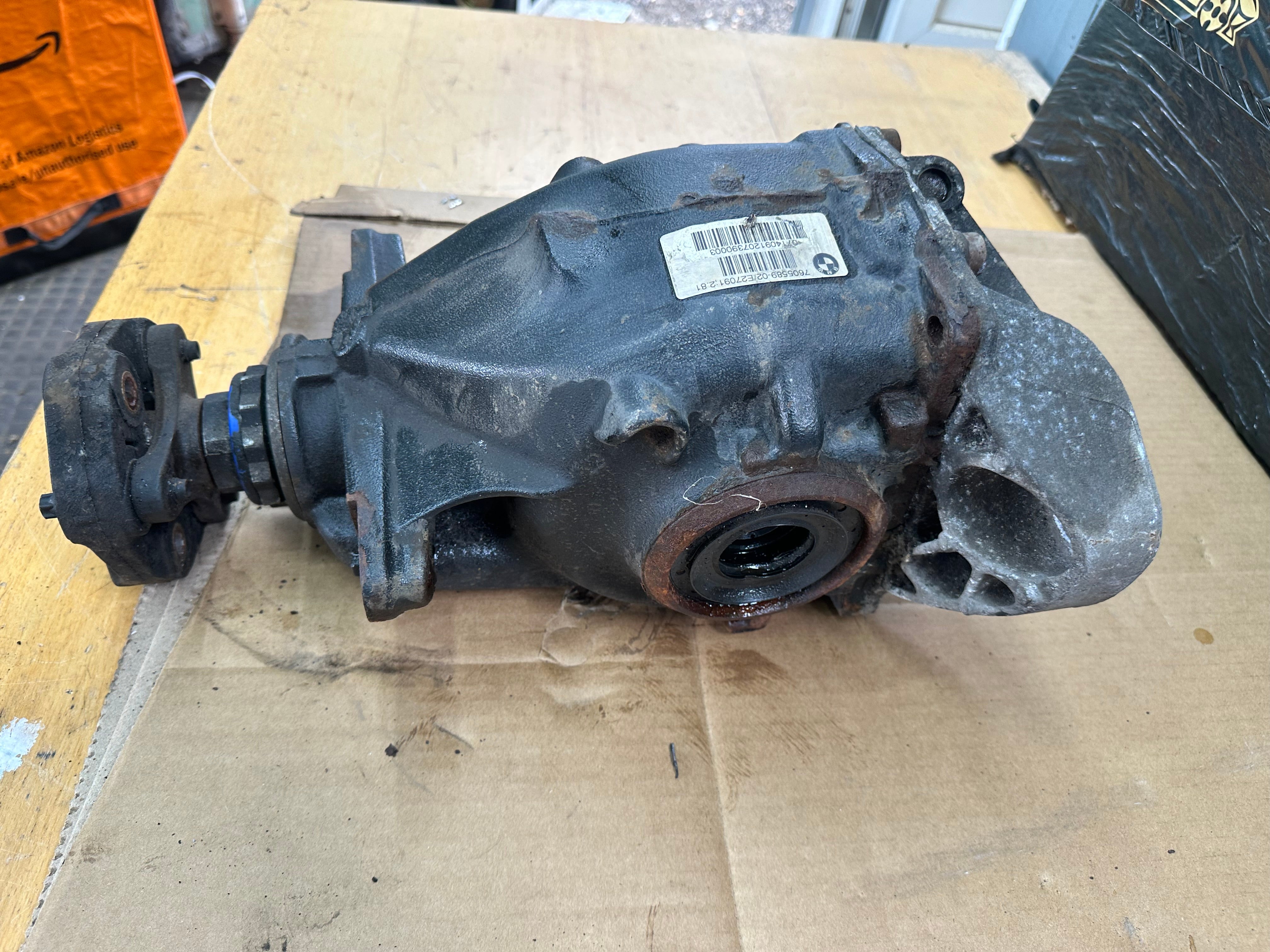 BMW 3 Series F30 F31 316D Rear Differential Diff Ratio 2:81 (7605589-02)