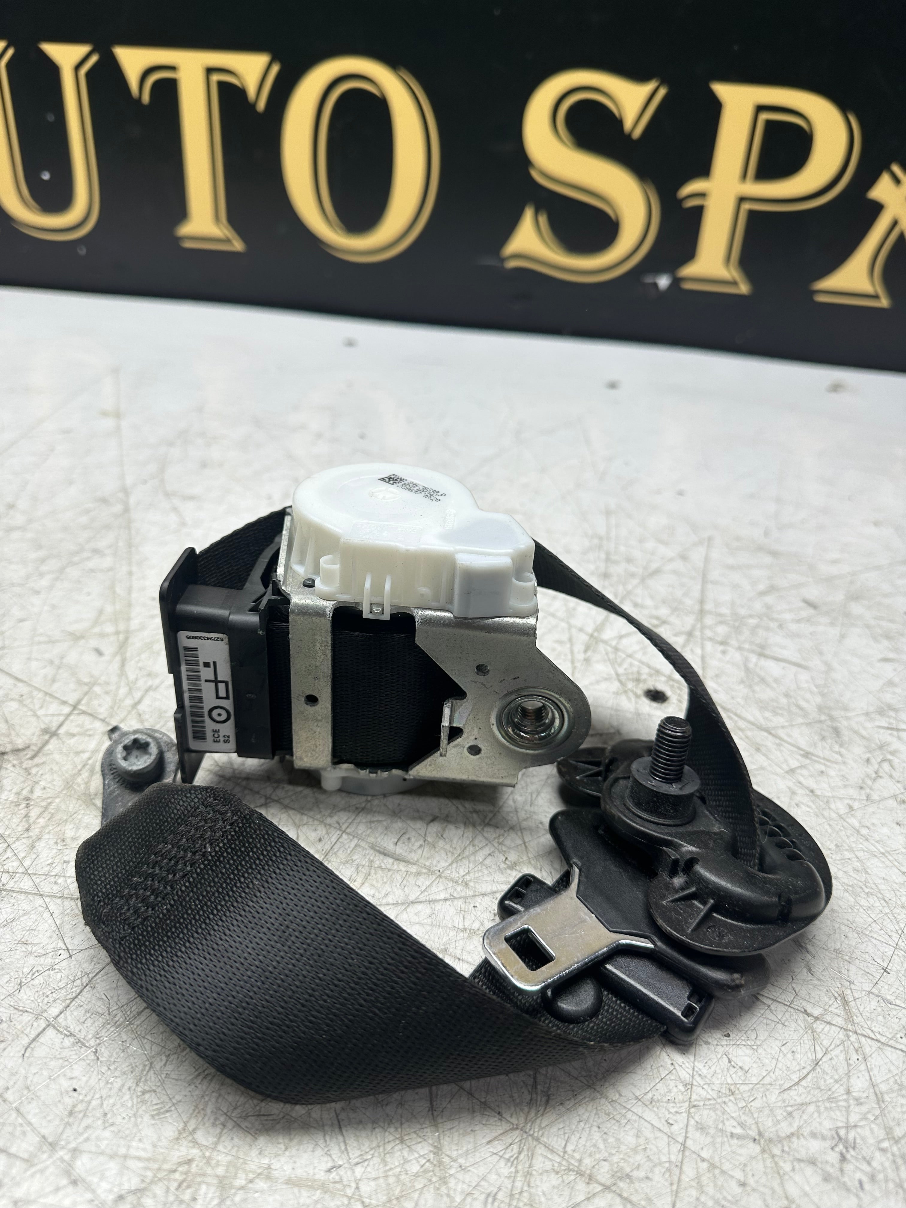 BMW 1 Series / 3 Series Front Seat Belt – Right Side Passenger (34078319D)