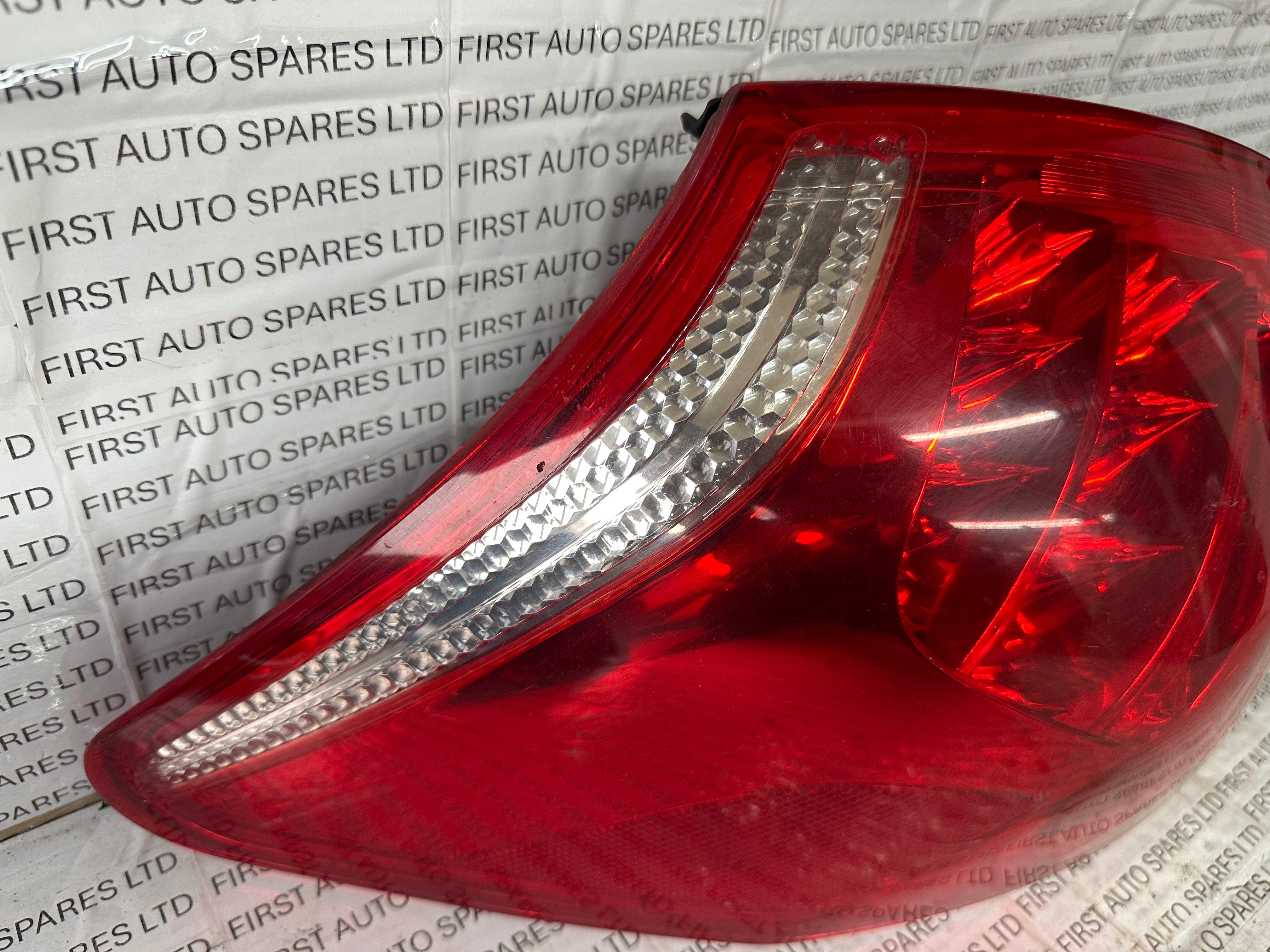 Toyota RAV4 2007 5-Door Left Rear Tail Light