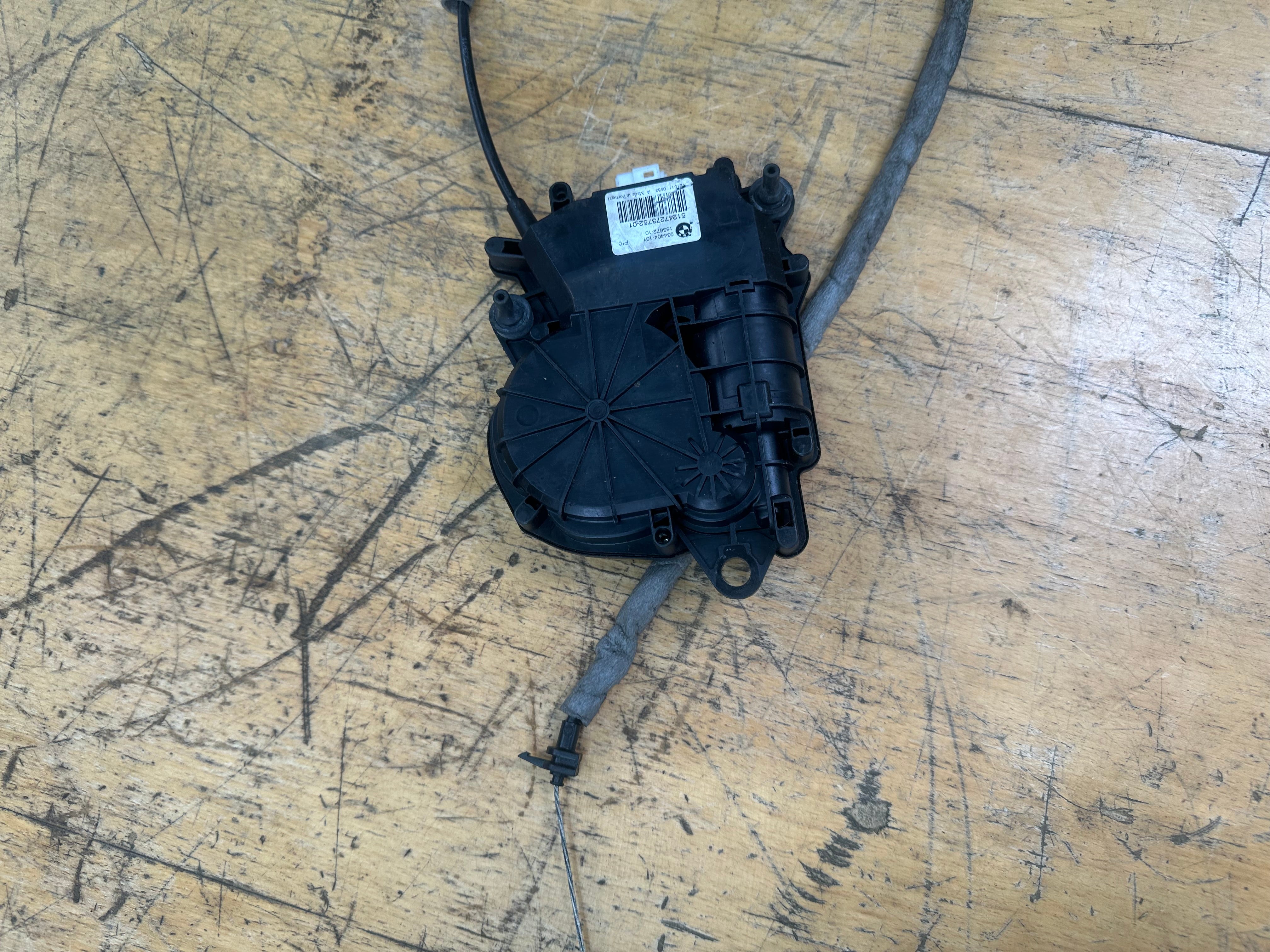 BMW M5 5 Series F10 Tailgate Boot Lock Catch Latch (934404-101) (163672-10)