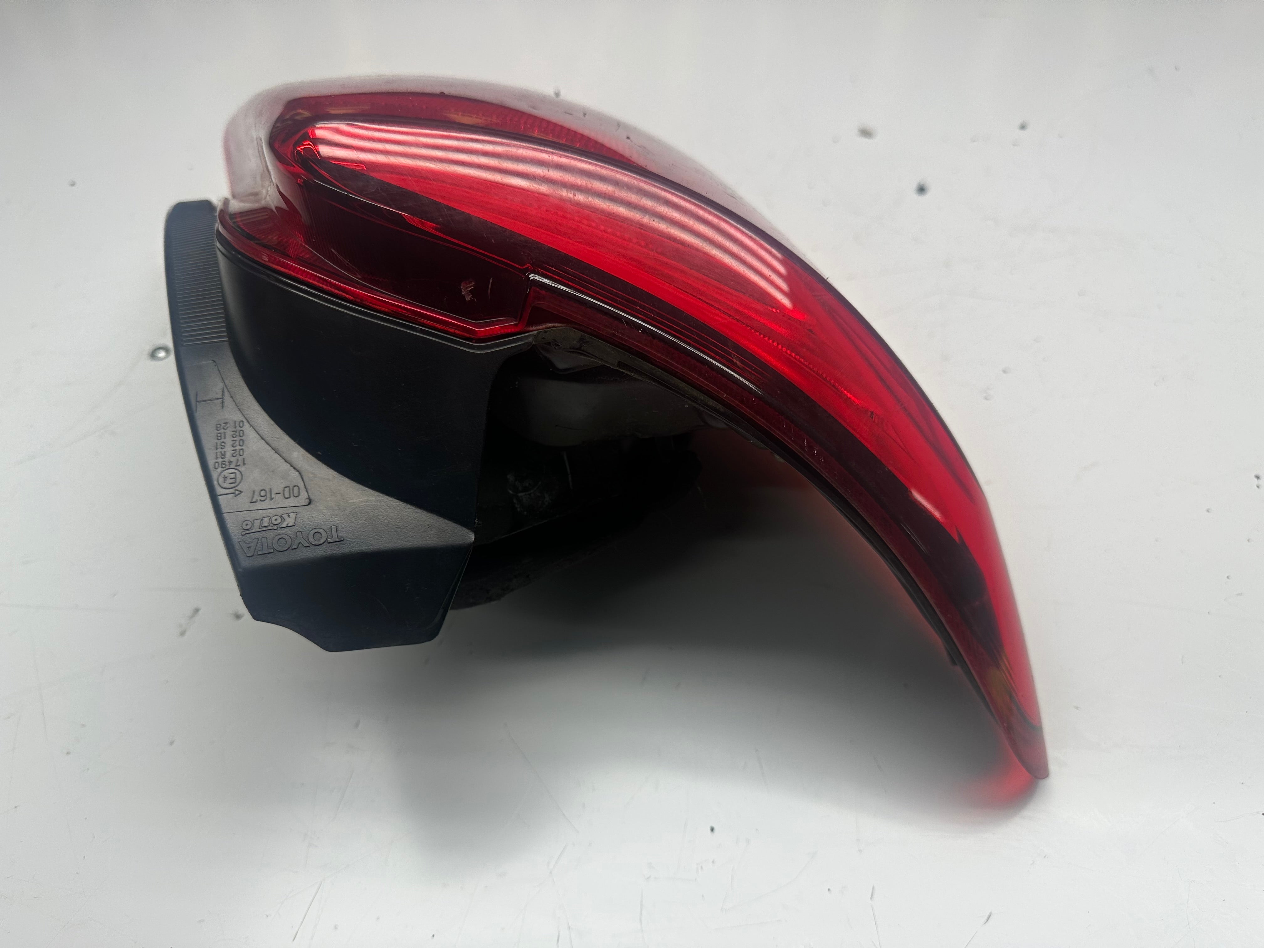 Toyota Yaris 2016 LED Right Rear Tail Light (0D-168)