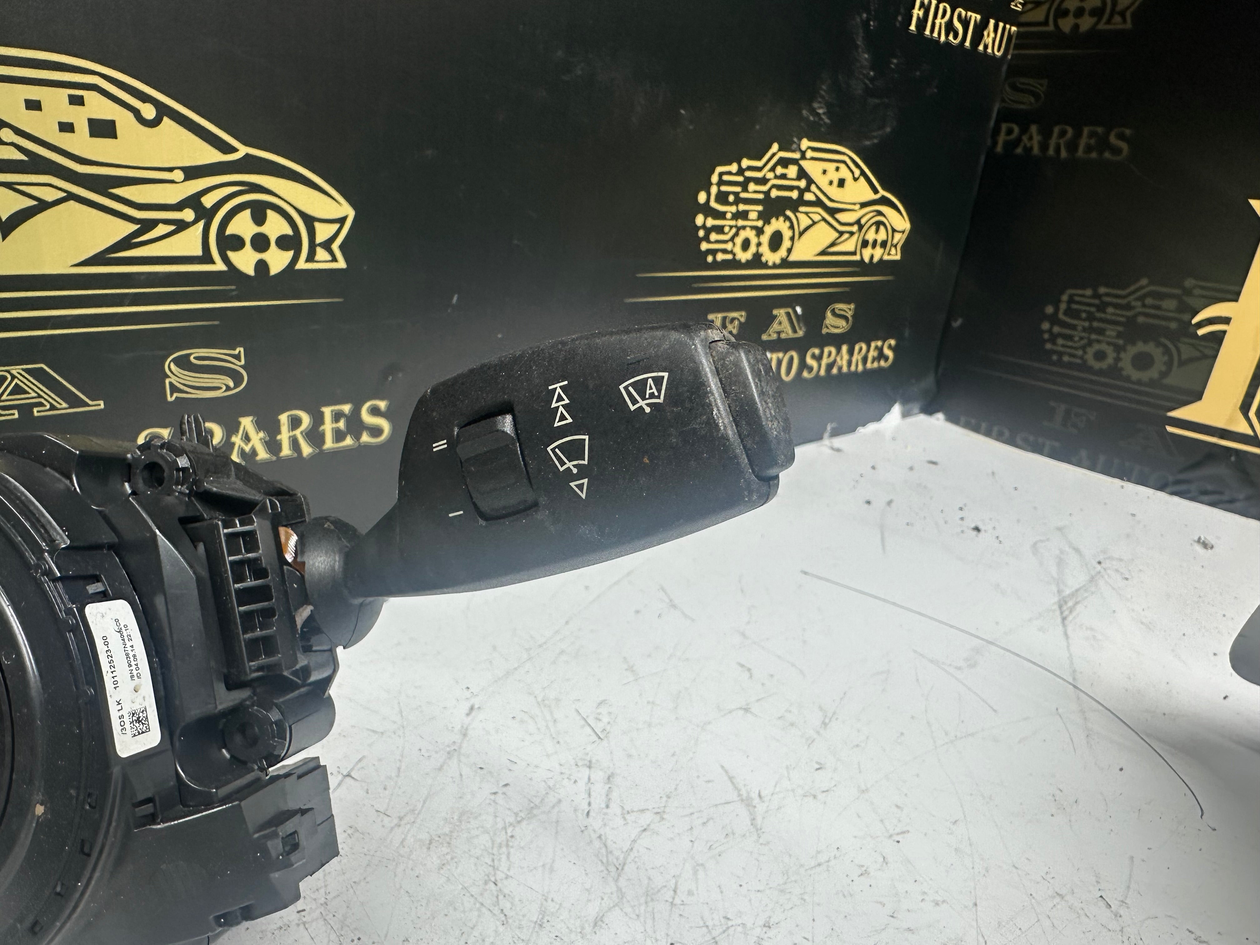 BMW 3 Series F30 320d Squib / Wiper Stalk Switch (9351140-01) (10112143-00)