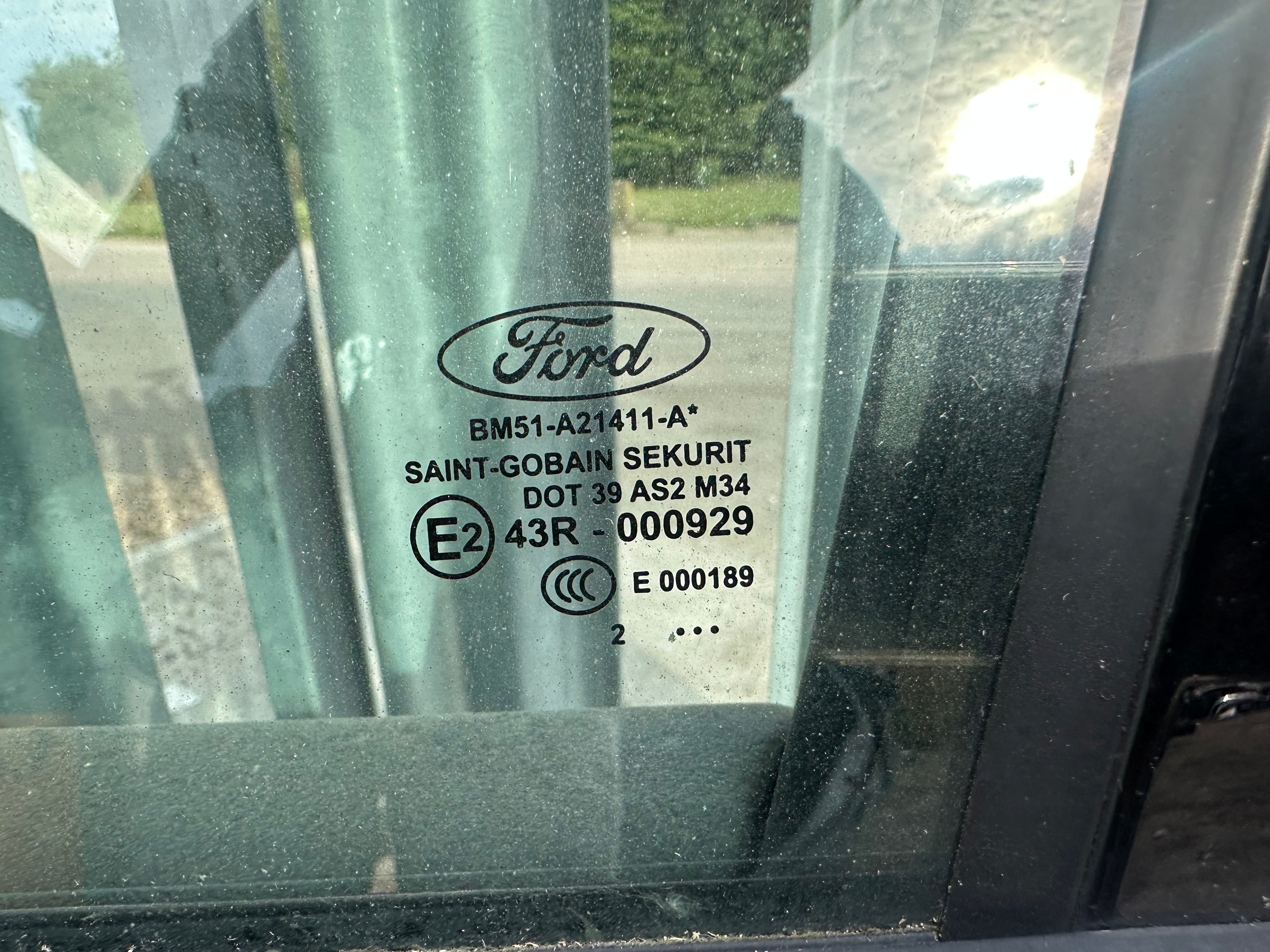 Ford Focus Titanium 2012–2018 Left Front Passenger Door (N/S/F)