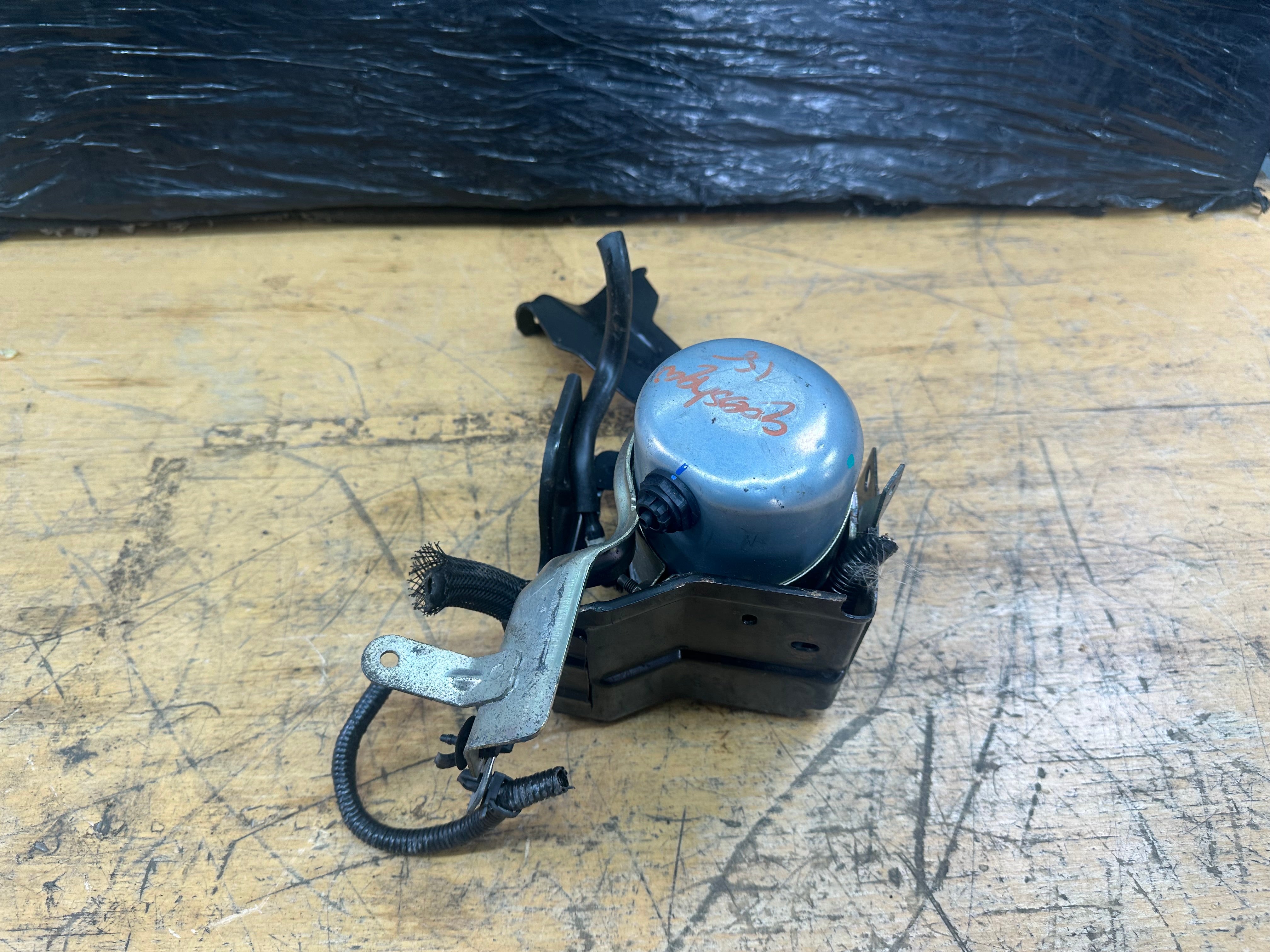 Renault Kadjar / Nissan Qashqai 2018 Diesel Fuel Filter and Housing (16400-4EA1B)