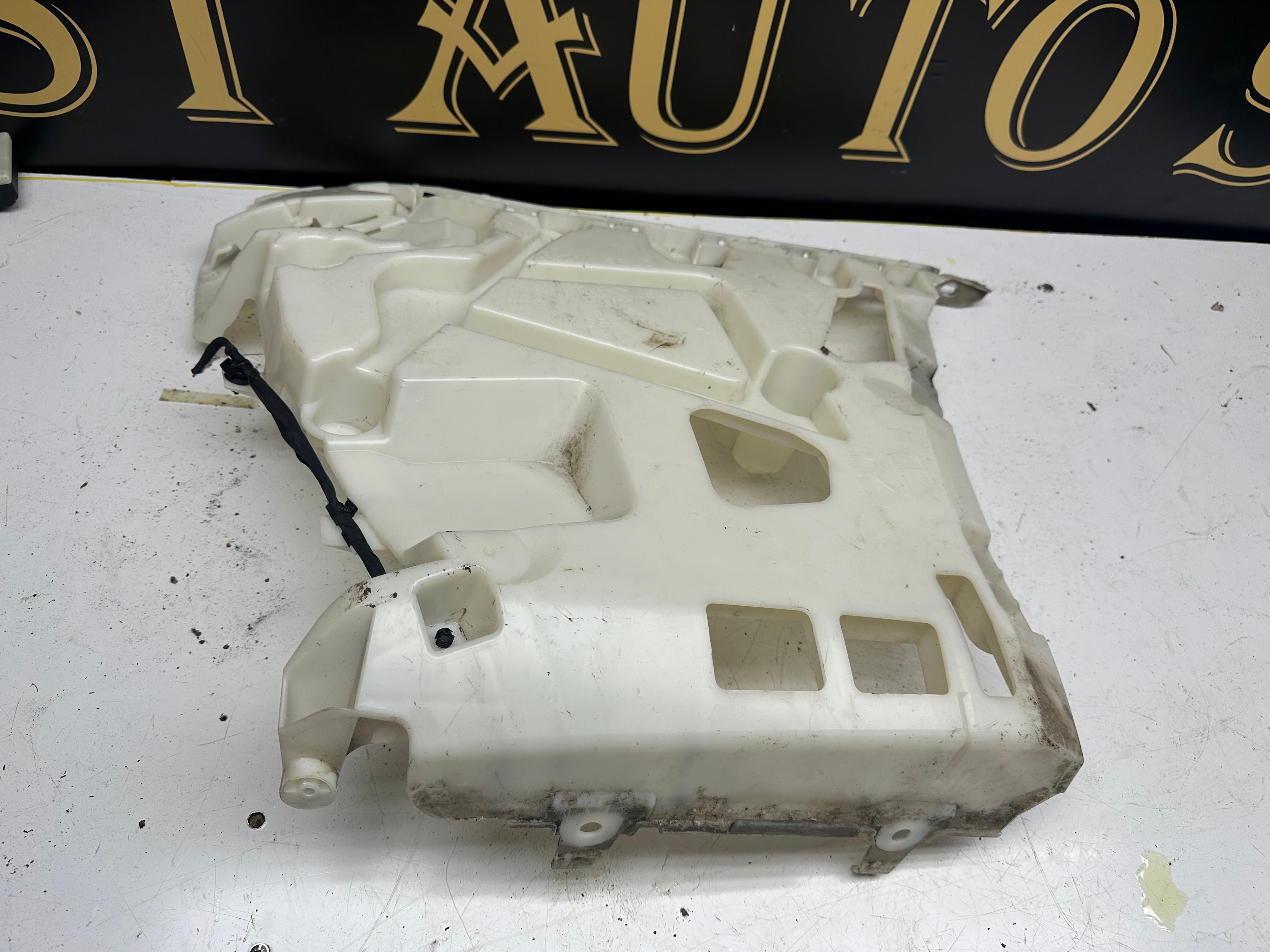 BMW 3 Series G21 LCI Lift Mount Bumper Right RH (51128085492) (158577 11)