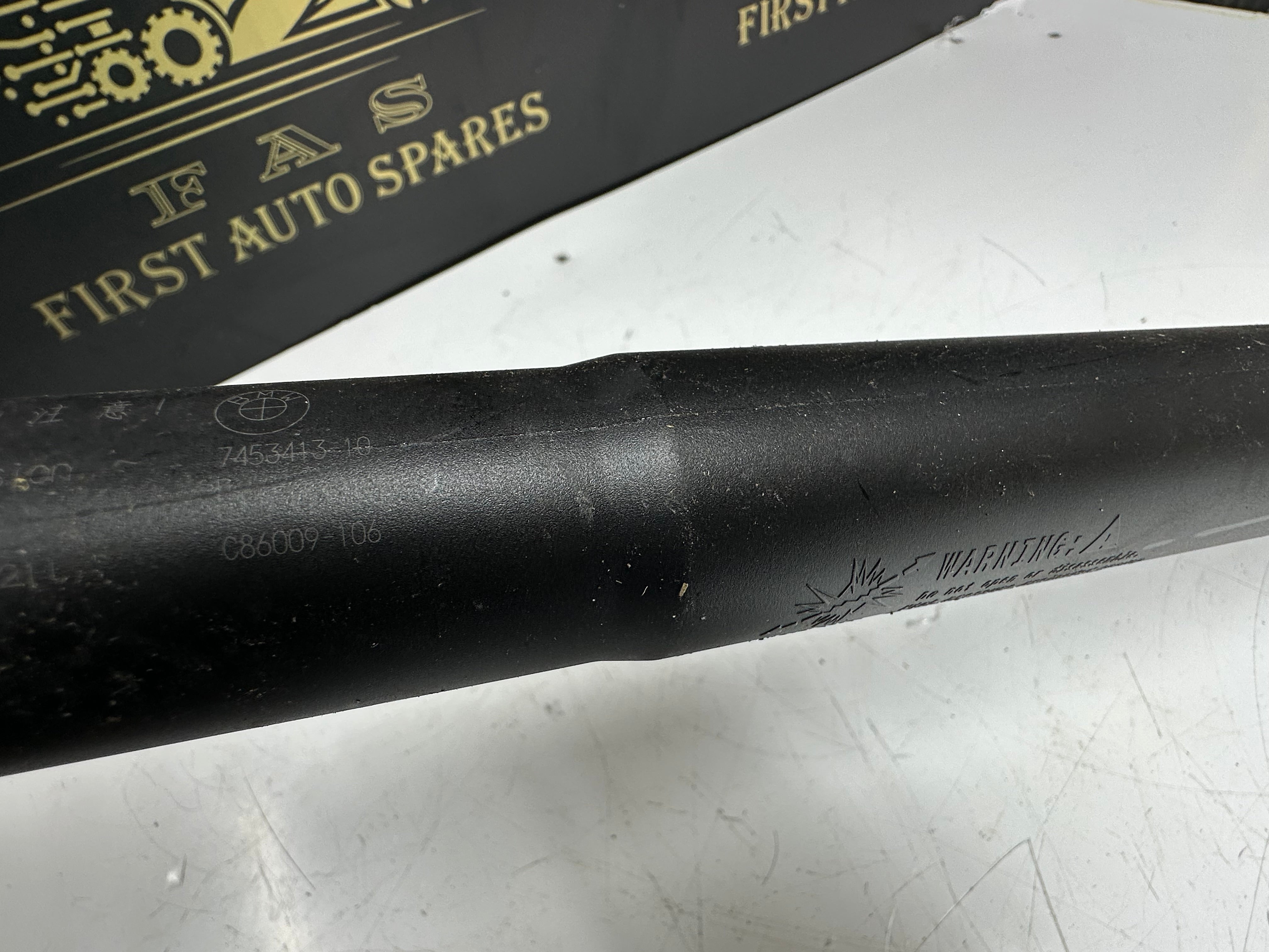 BMW 3 Series G20 G21 G28 R/L Tailgate Gas Strut (7453413-10) (C86009-106)