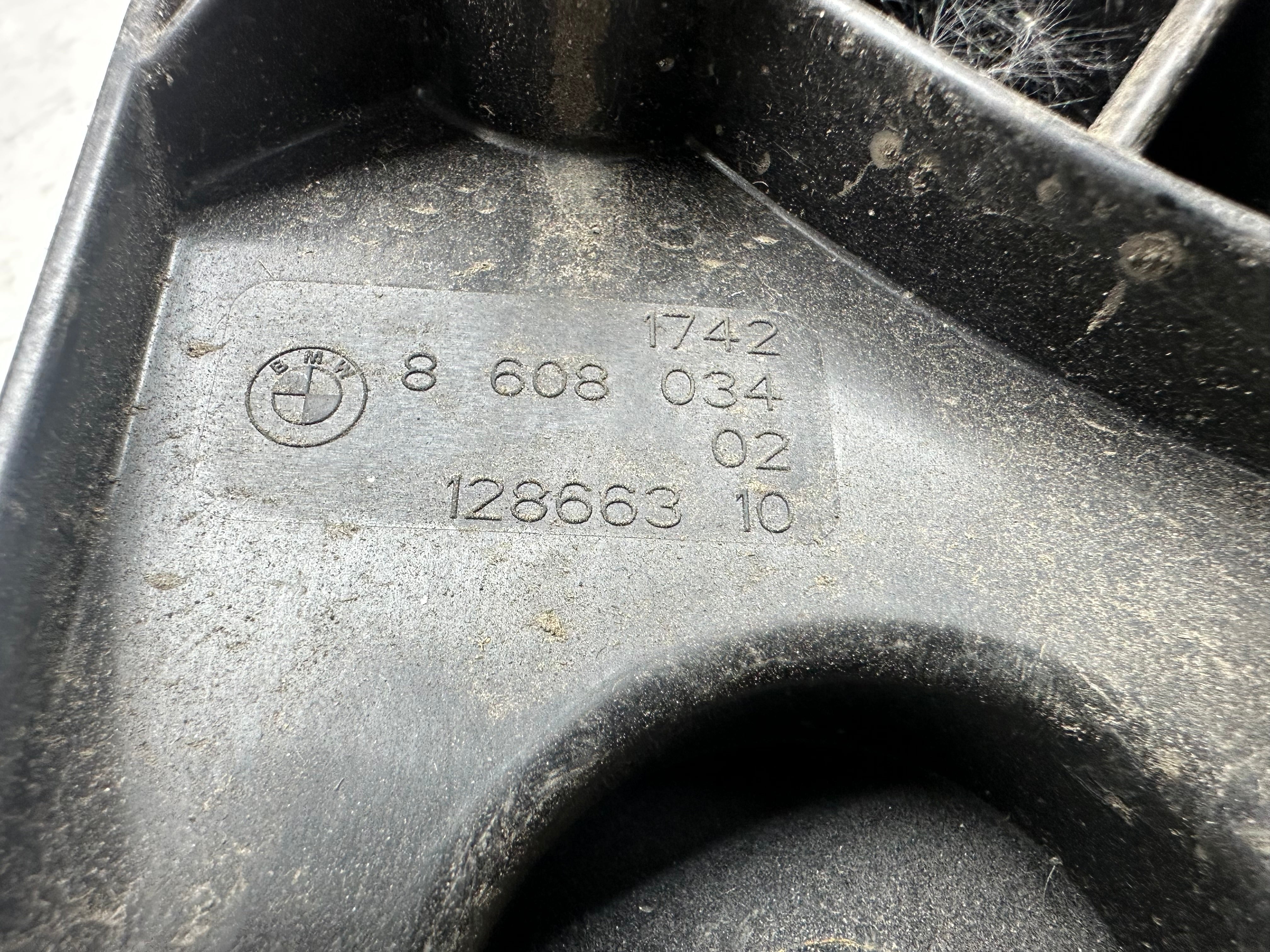 BMW i3 L01 REX Additional Cooling Electric Radiator Fan (1742 8608033 04)