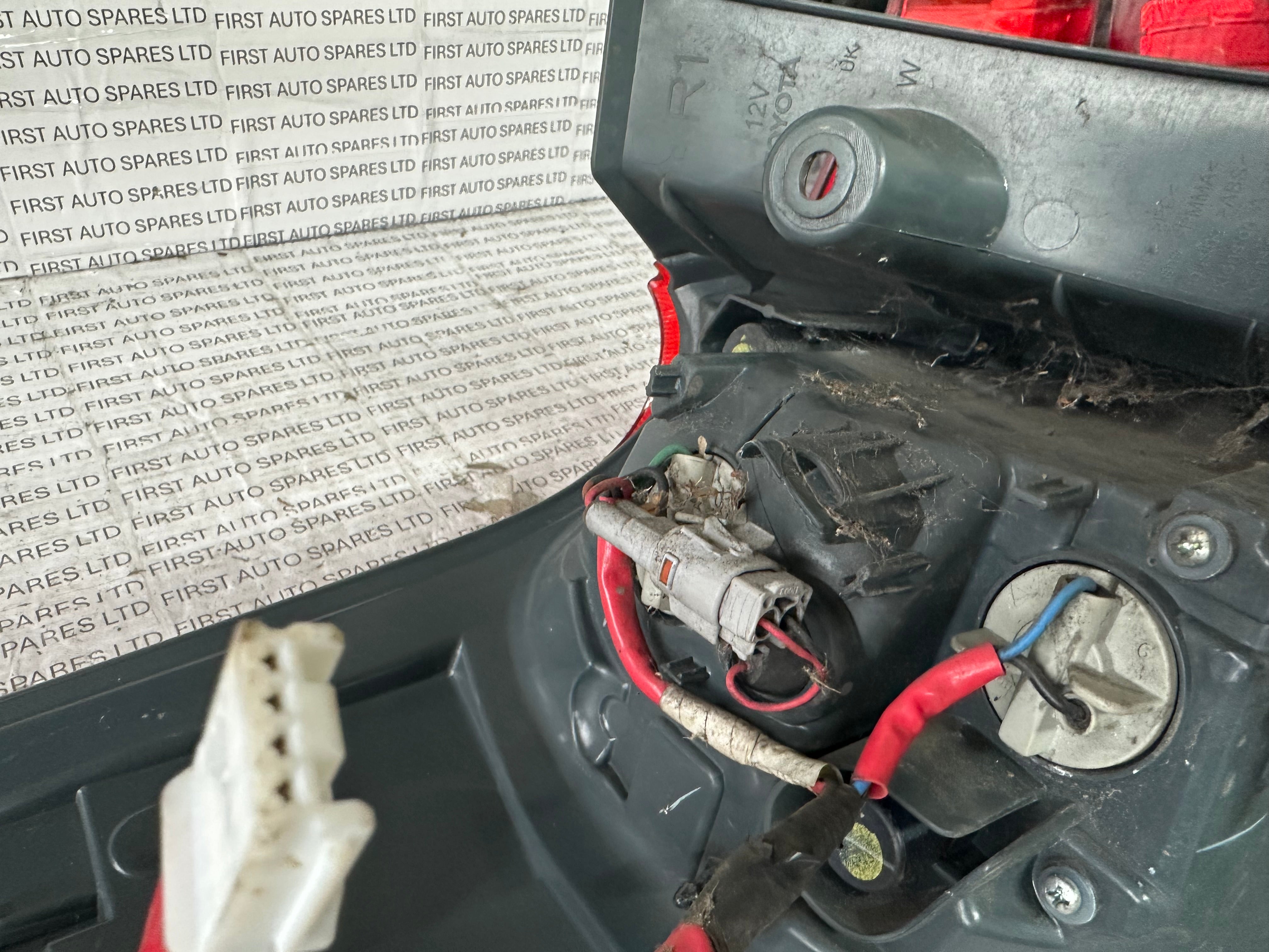 Toyota Auris Estate Right Rear Tail Light (02-353)